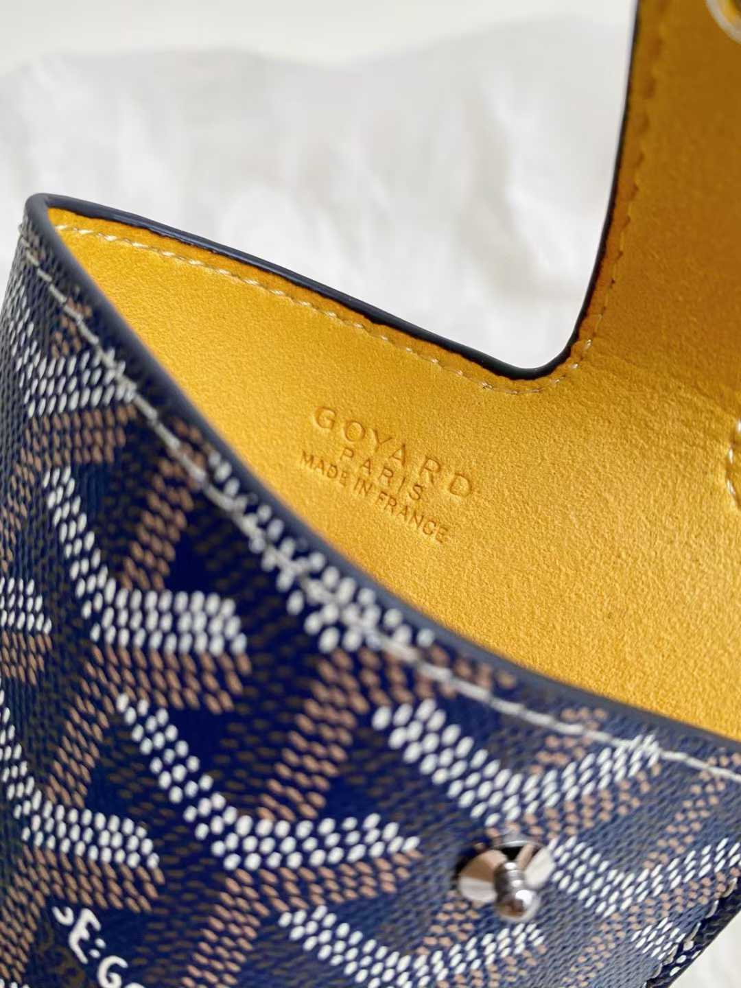 Goyard Mobile bag view 54