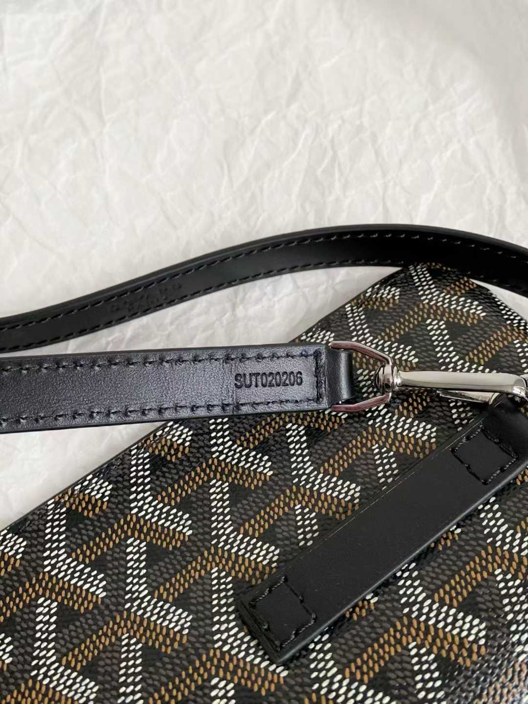Goyard Mobile bag view 7