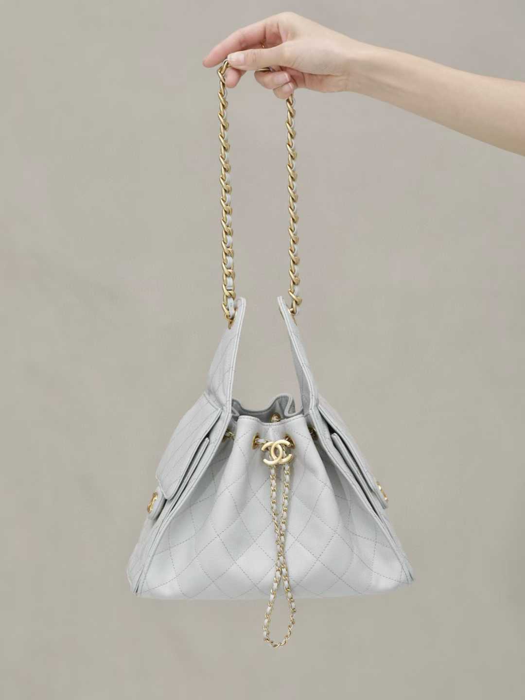 Chanel 25 Small Handbag view 1