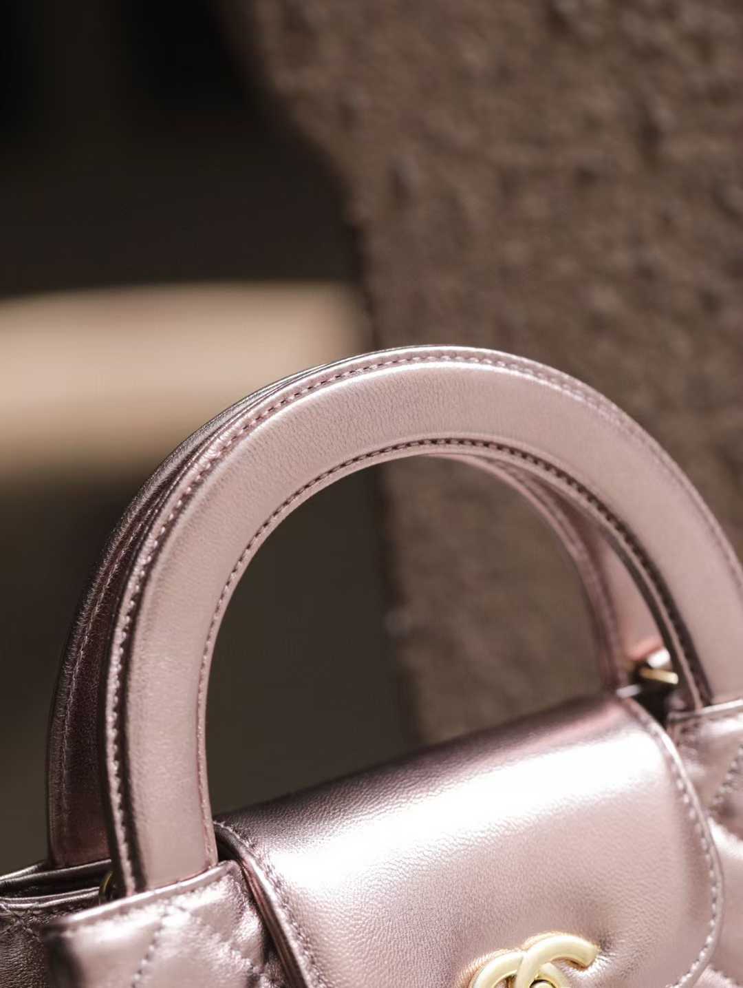 Chanel 25P Shopping Bag view 3
