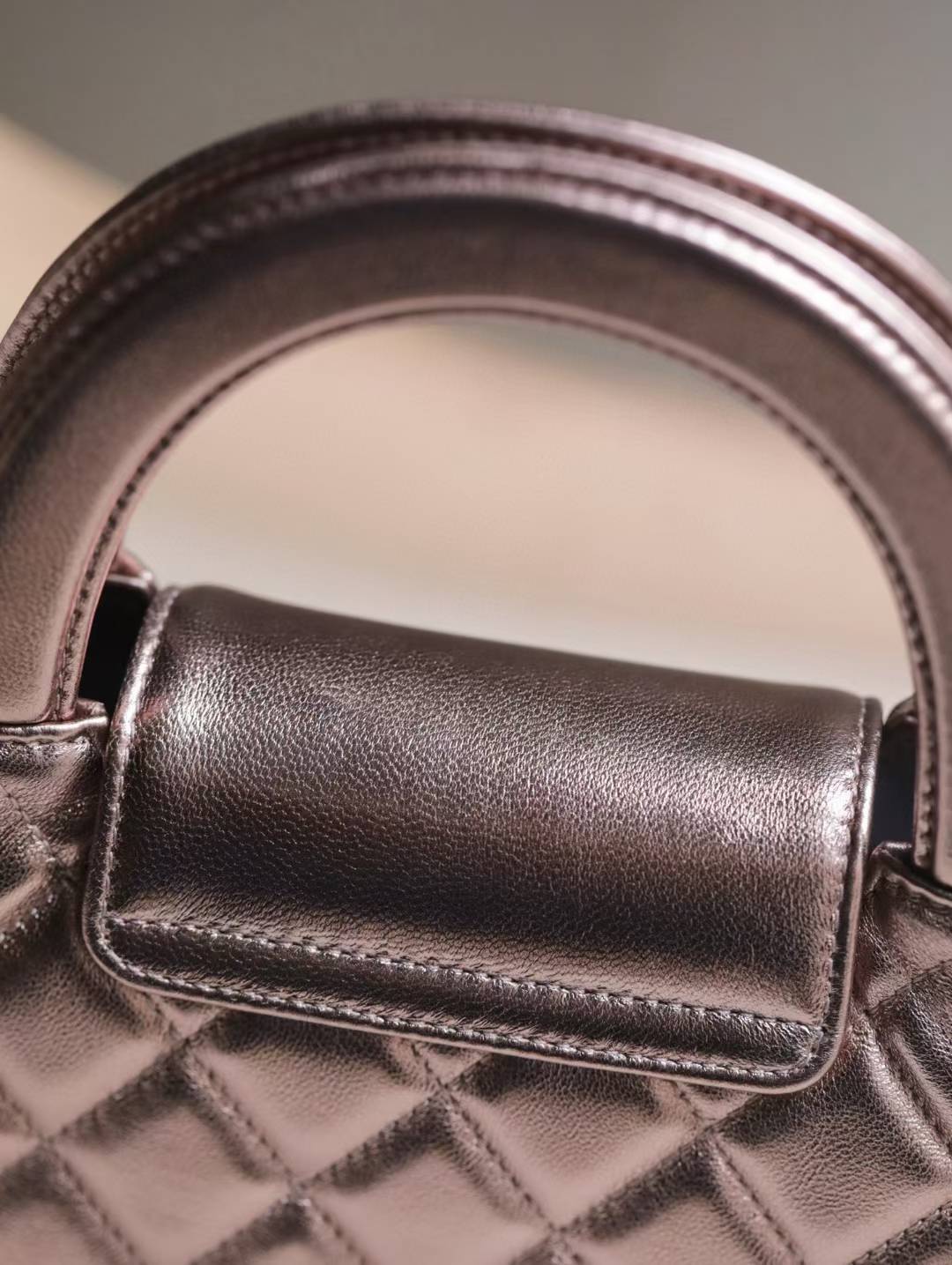 Chanel 25P Shopping Bag view 4