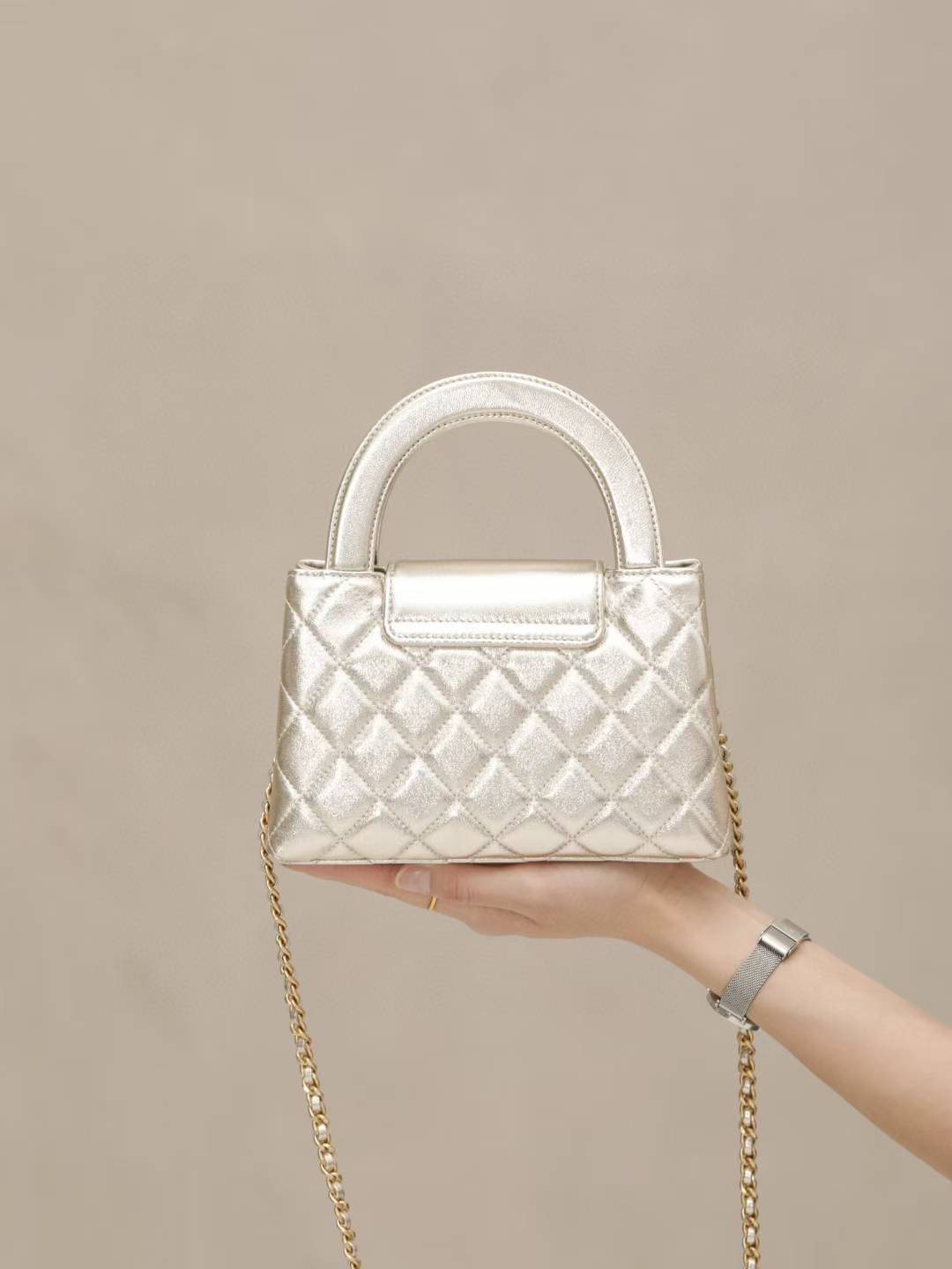 Chanel 25P Shopping Bag view 2