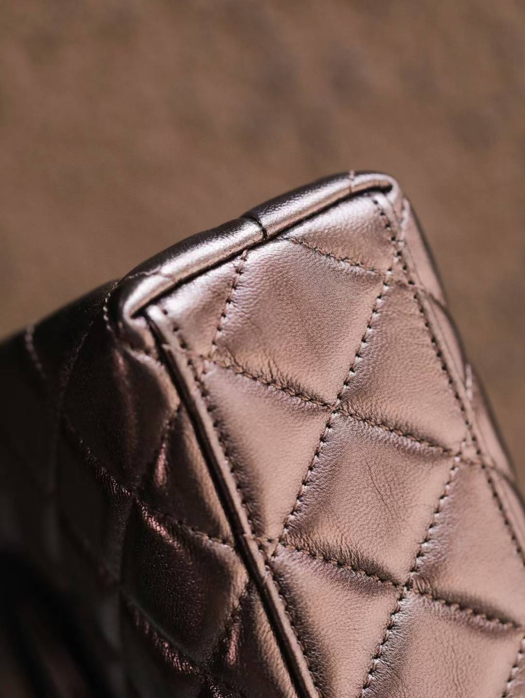 Chanel 25P Shopping bag view 9