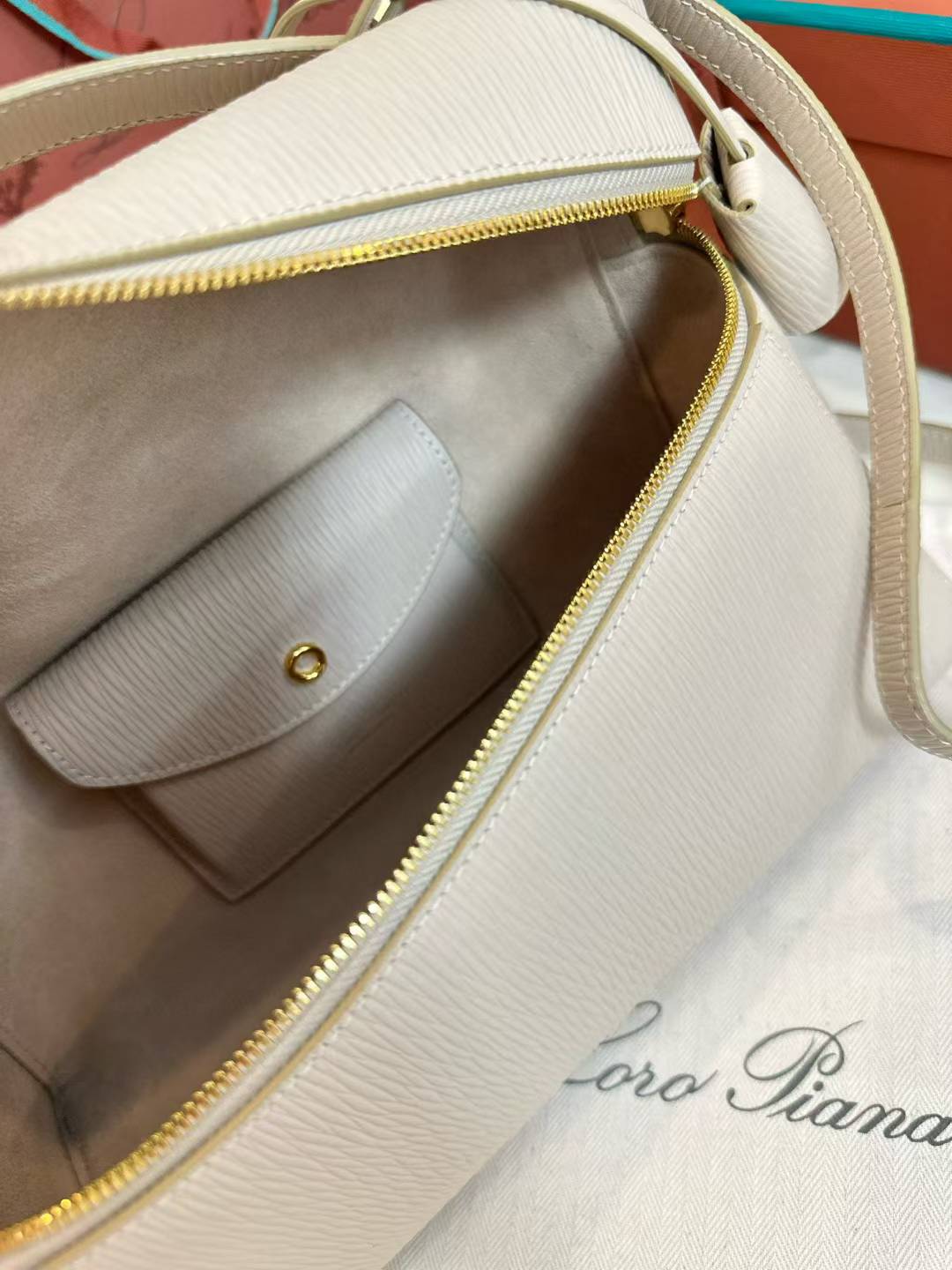 Loro Piana Extra bag 27 view 9