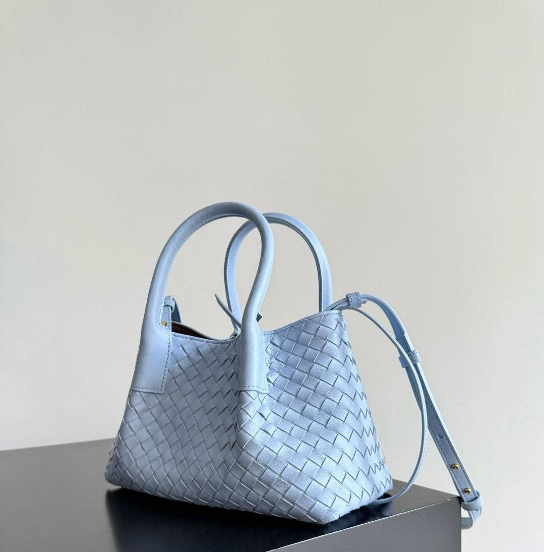 Bottega Veneta Pinacoteca view 2