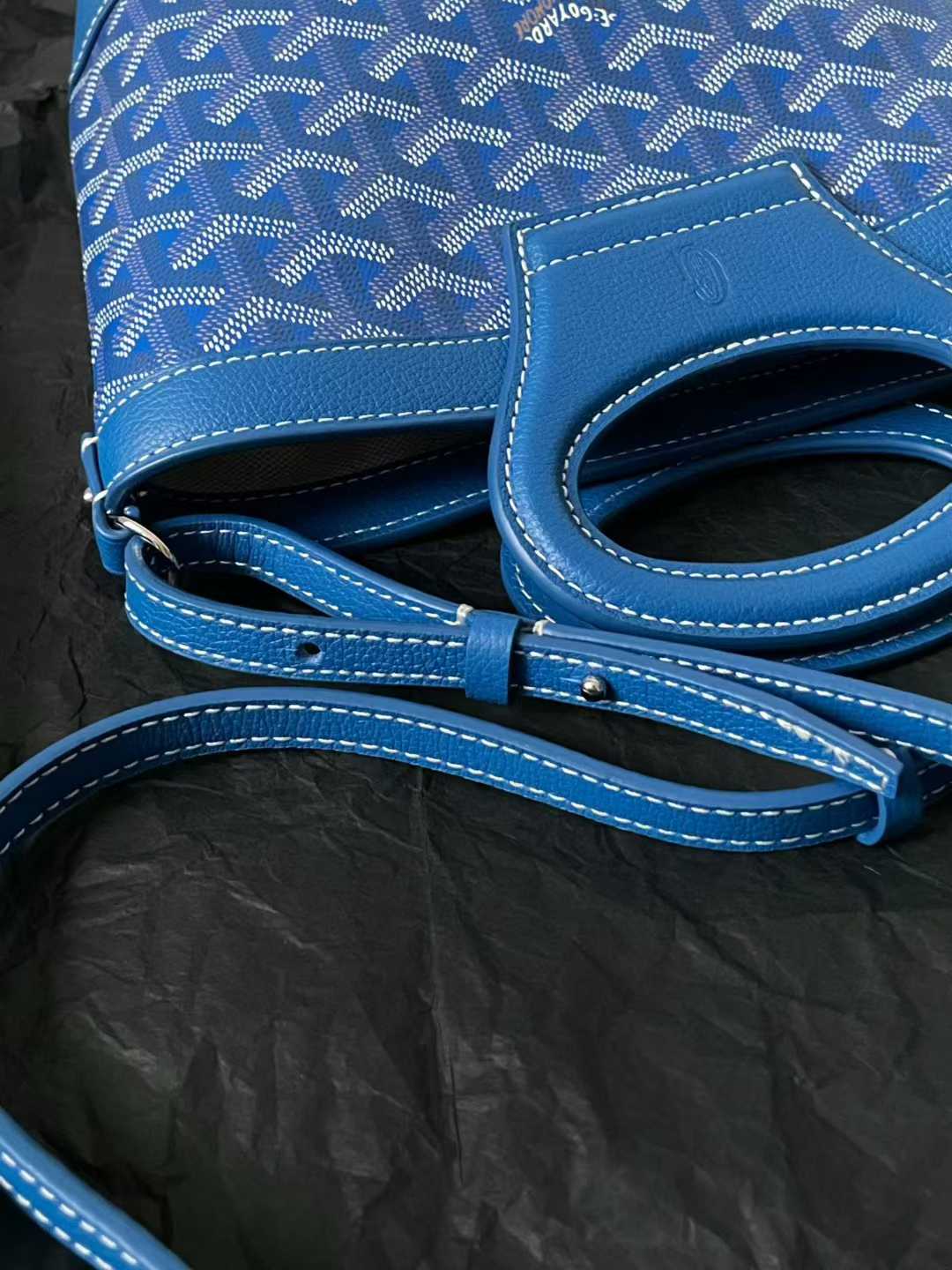 Goyard Beluga Mini Bag view 6