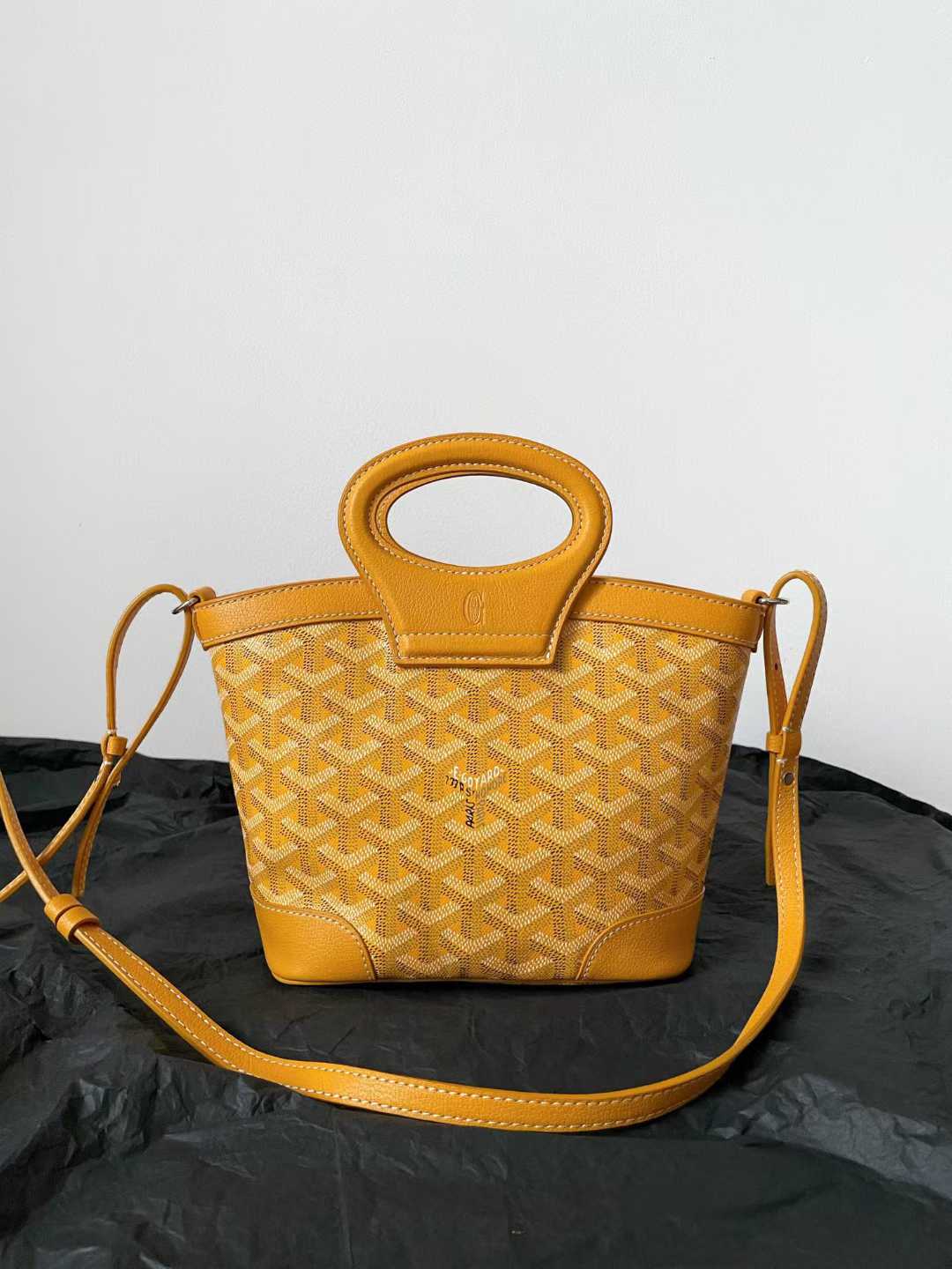 Goyard Beluga Mini Bag view 2