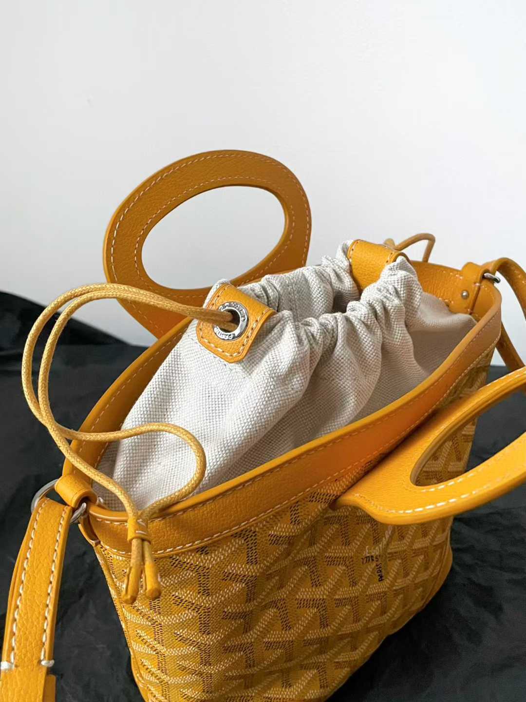 Goyard Beluga Mini Bag view 8