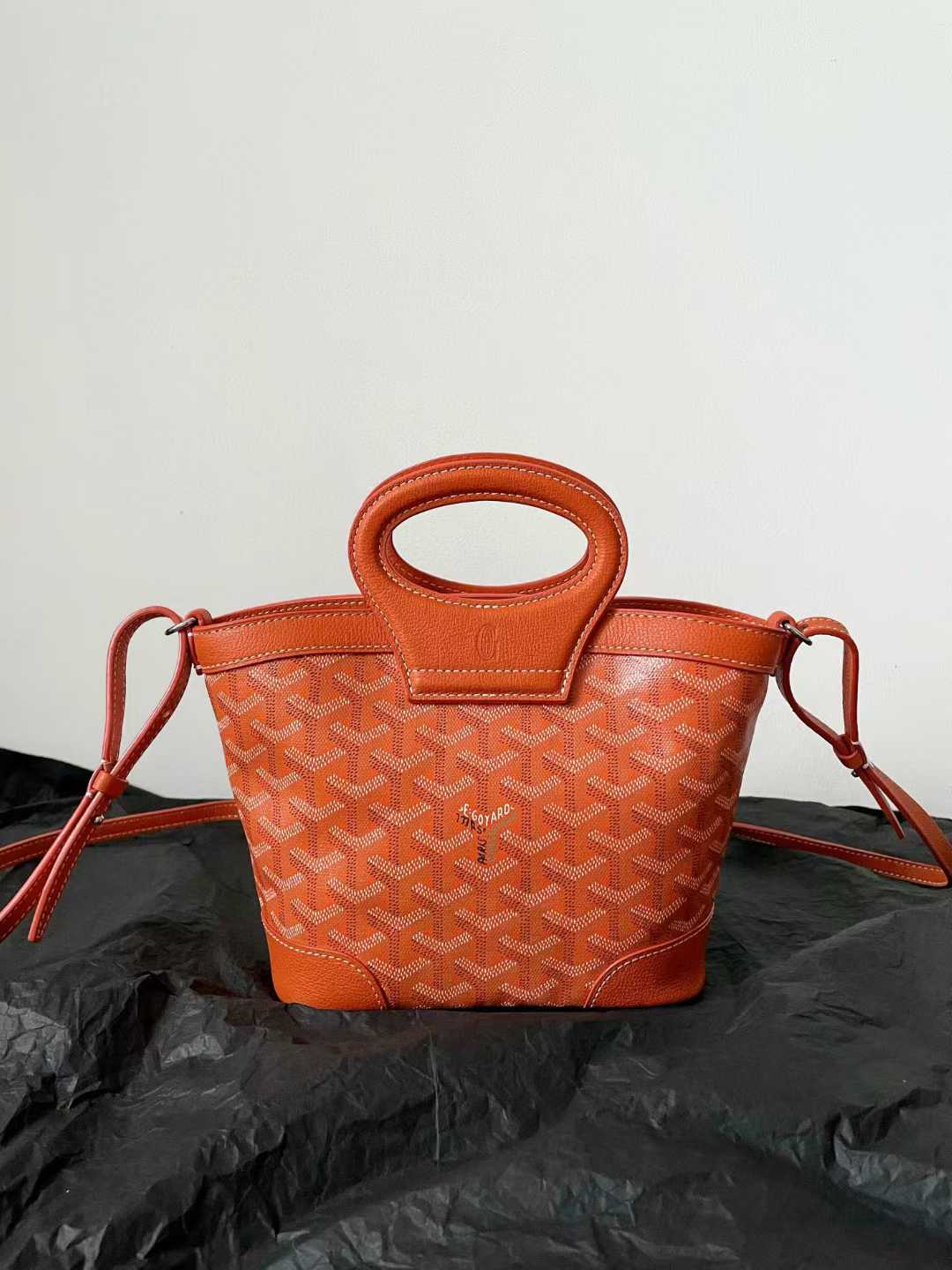 Goyard Beluga Mini Bag view 2