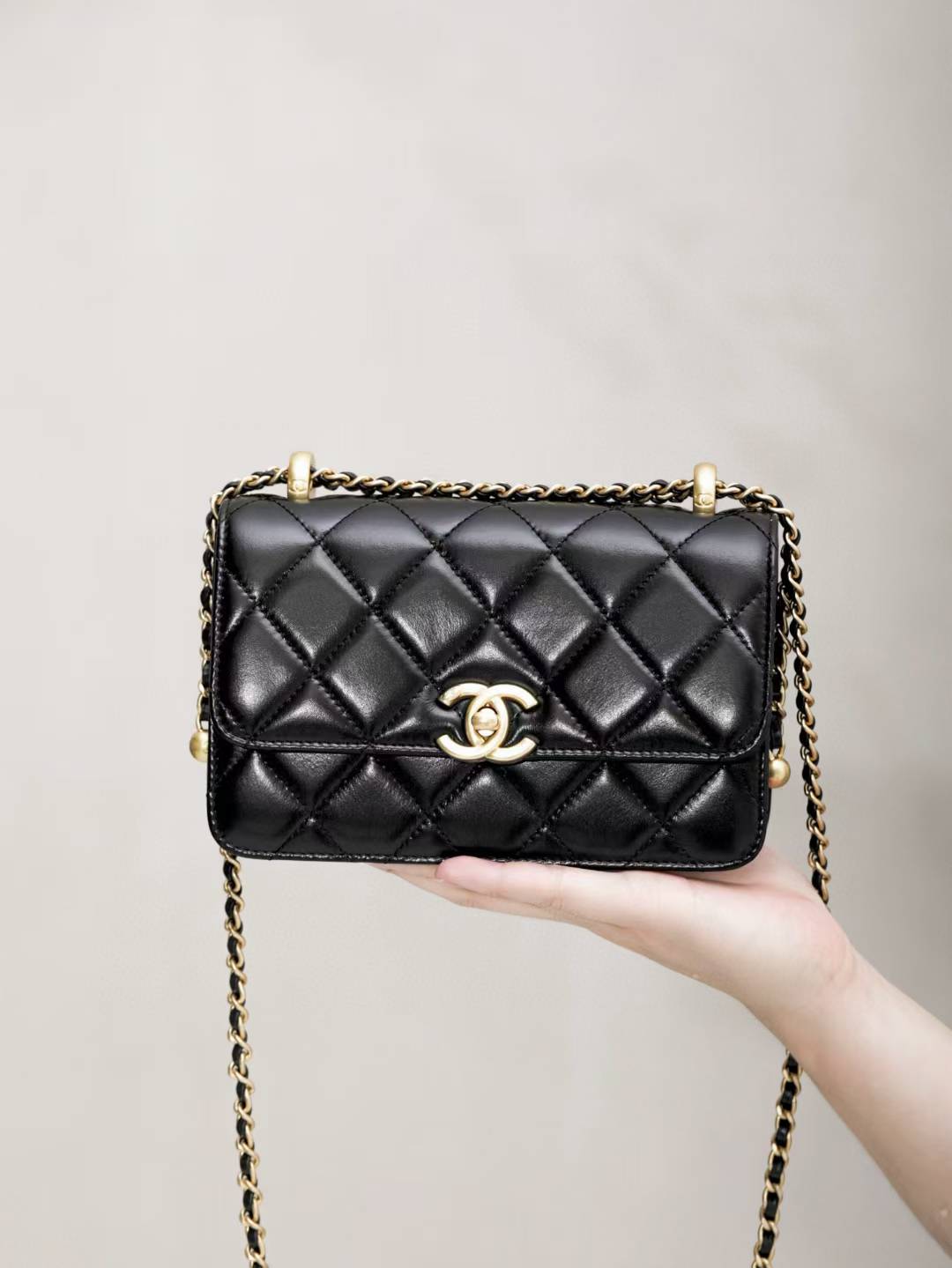 Chanel Classic flip bag view 1