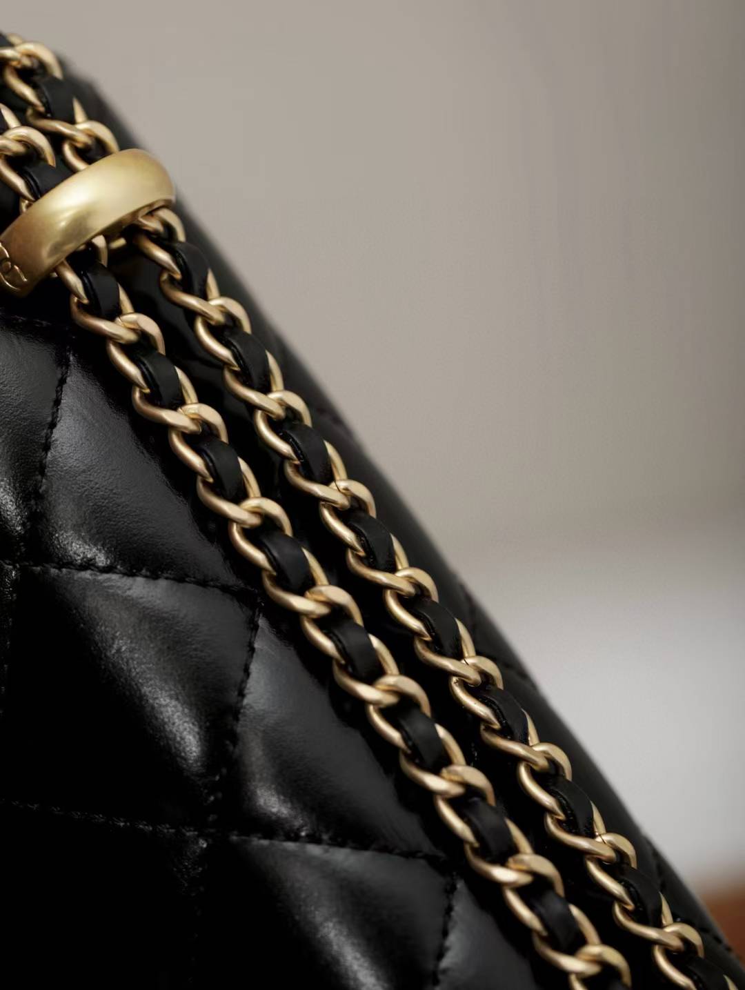 Chanel Classic flip bag view 4