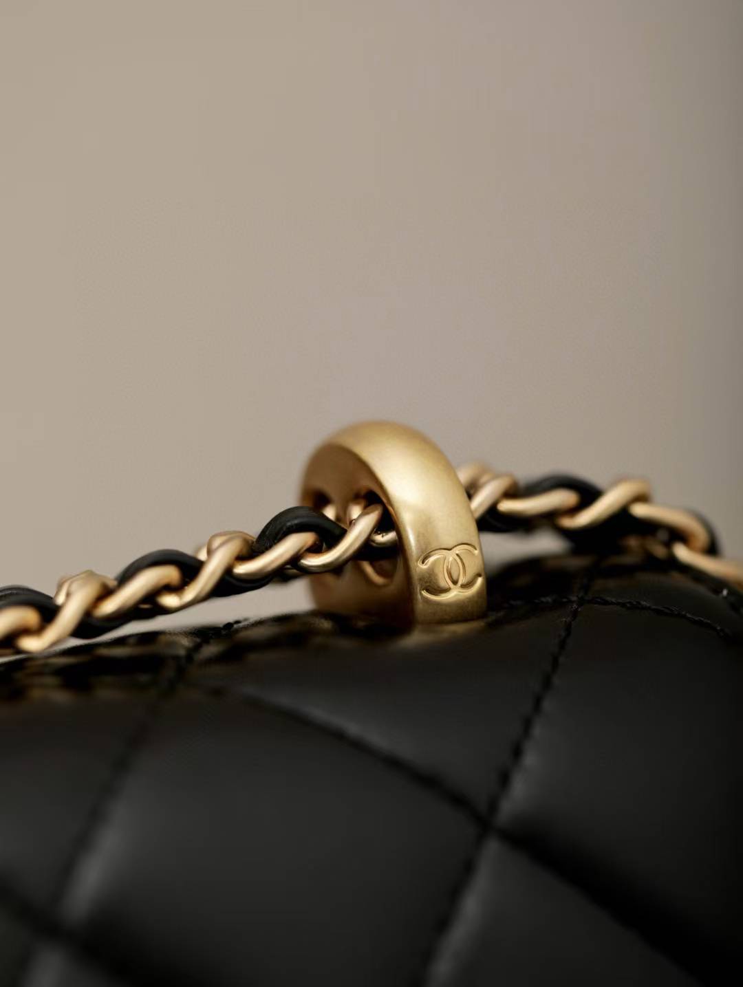 Chanel Classic flip bag view 7