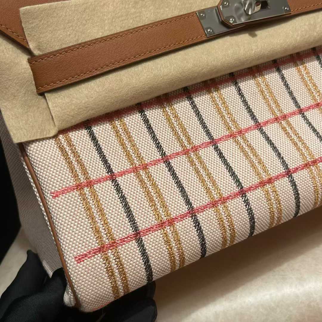 Hermès Shoulder Birkin view 4