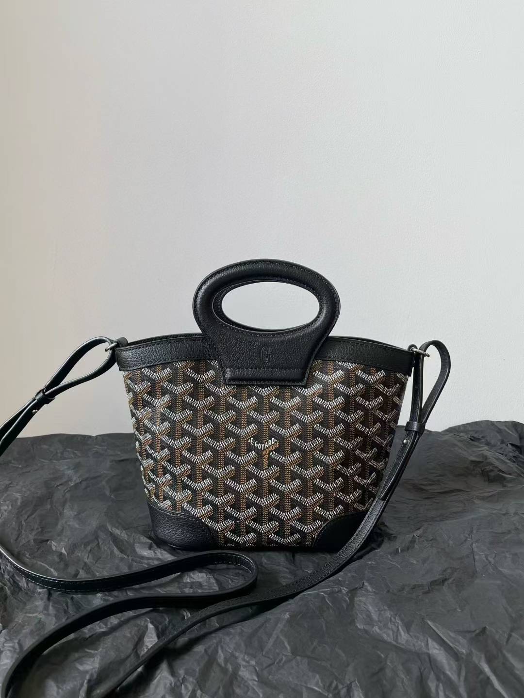 Goyard Beluga Mini Bag view 2