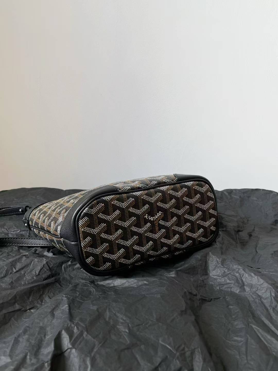 Goyard Beluga Mini Bag view 4