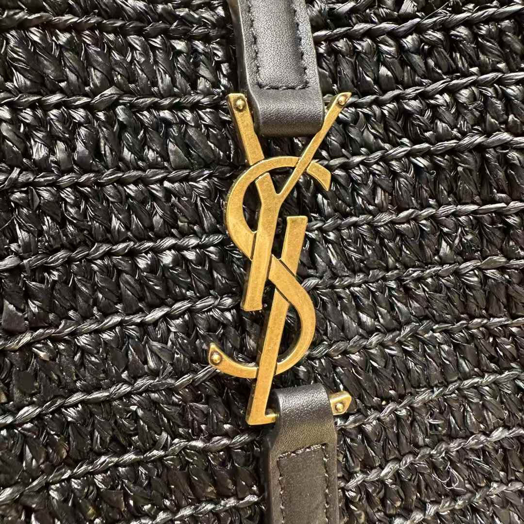 Saint Laurent LE 5 À 7 supple small in raffia and leather view 7