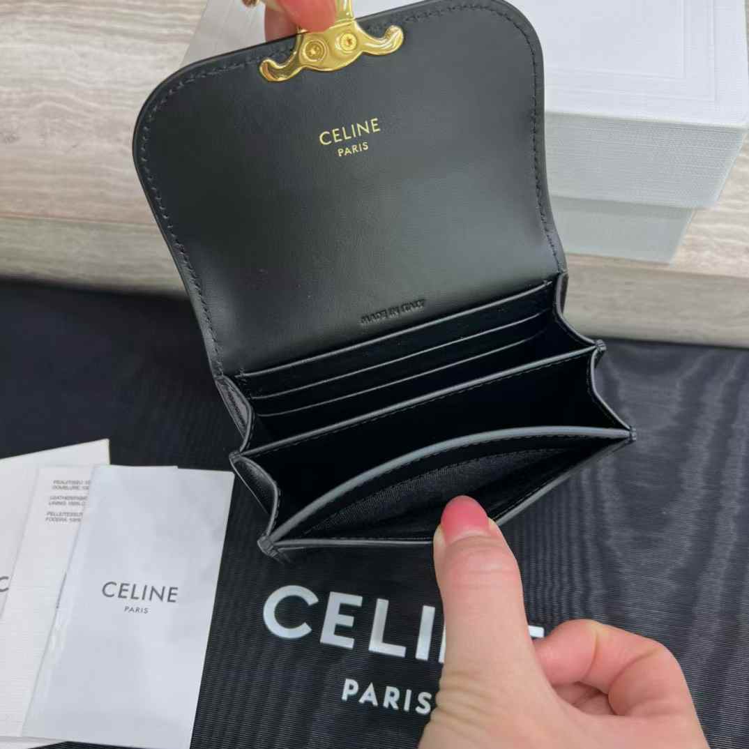 Celine Business Card Holder Triomphe In Shiny Calfskin view 3