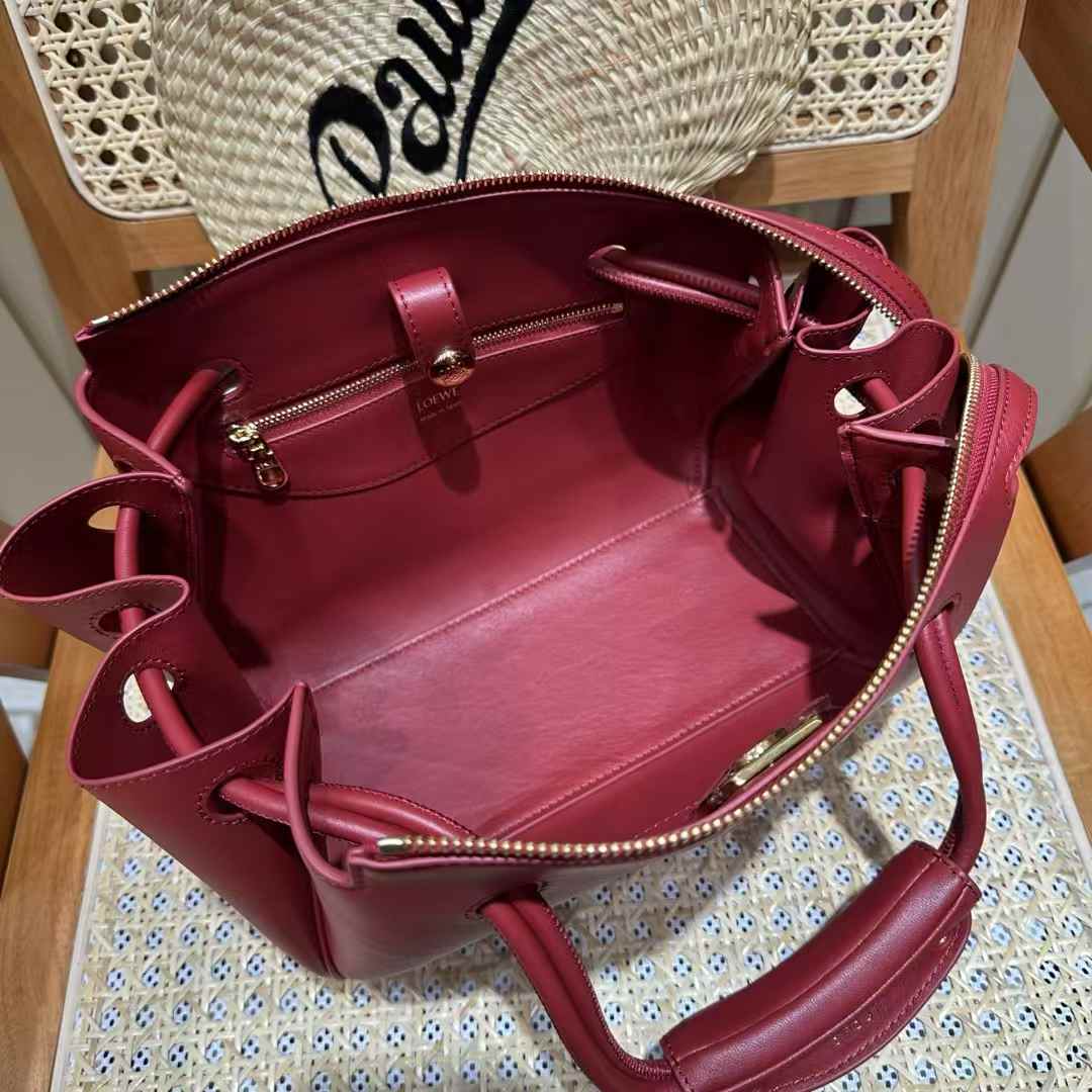 Loewe Medium Madrid bag in supple calfskin view 6