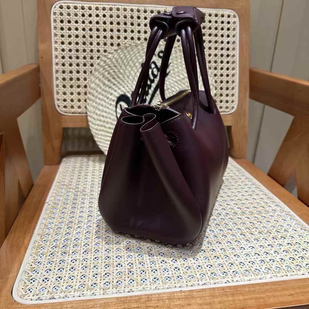 Loewe edium Madrid bag in supple calfskin view 2