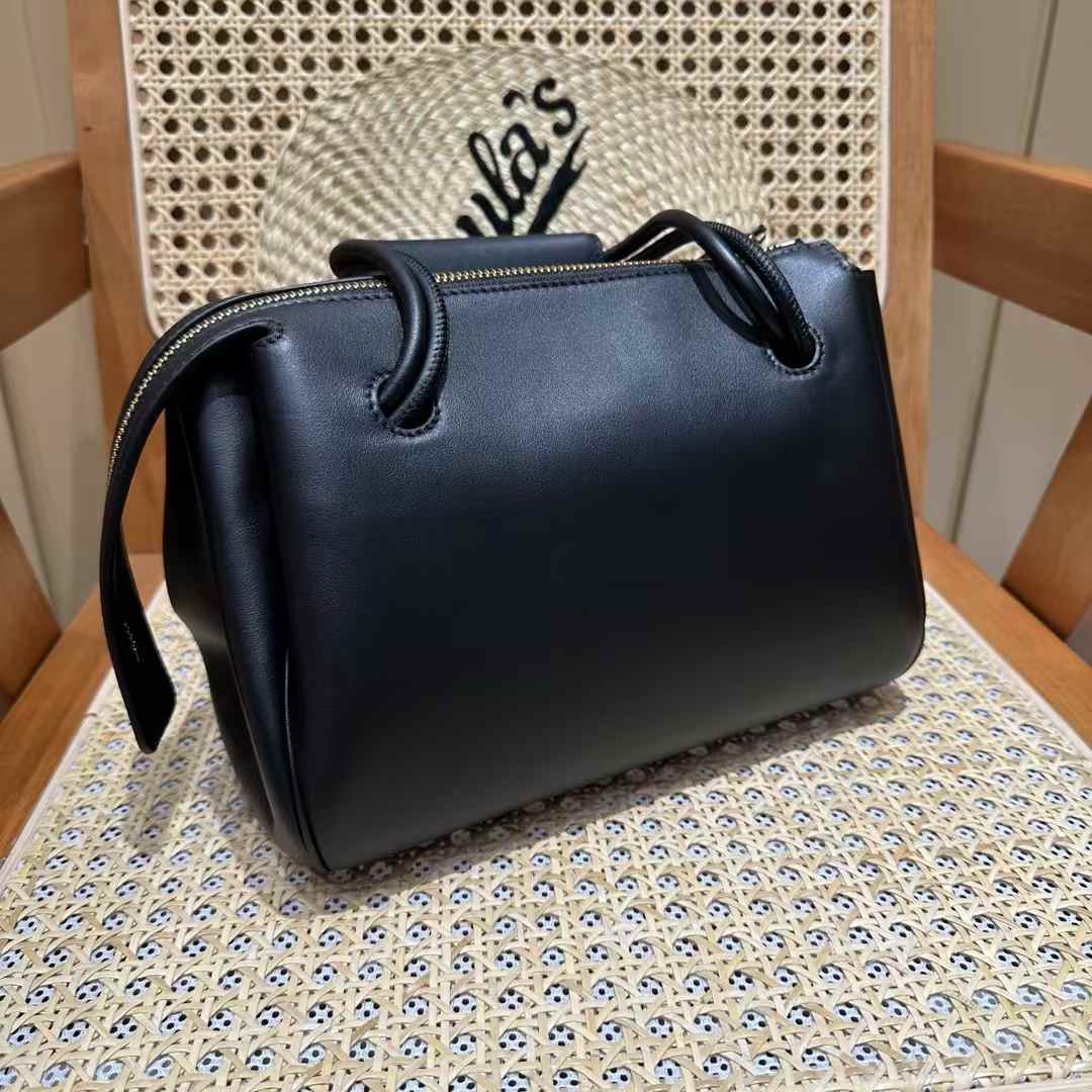 Loewe edium Madrid bag in supple calfskin view 2
