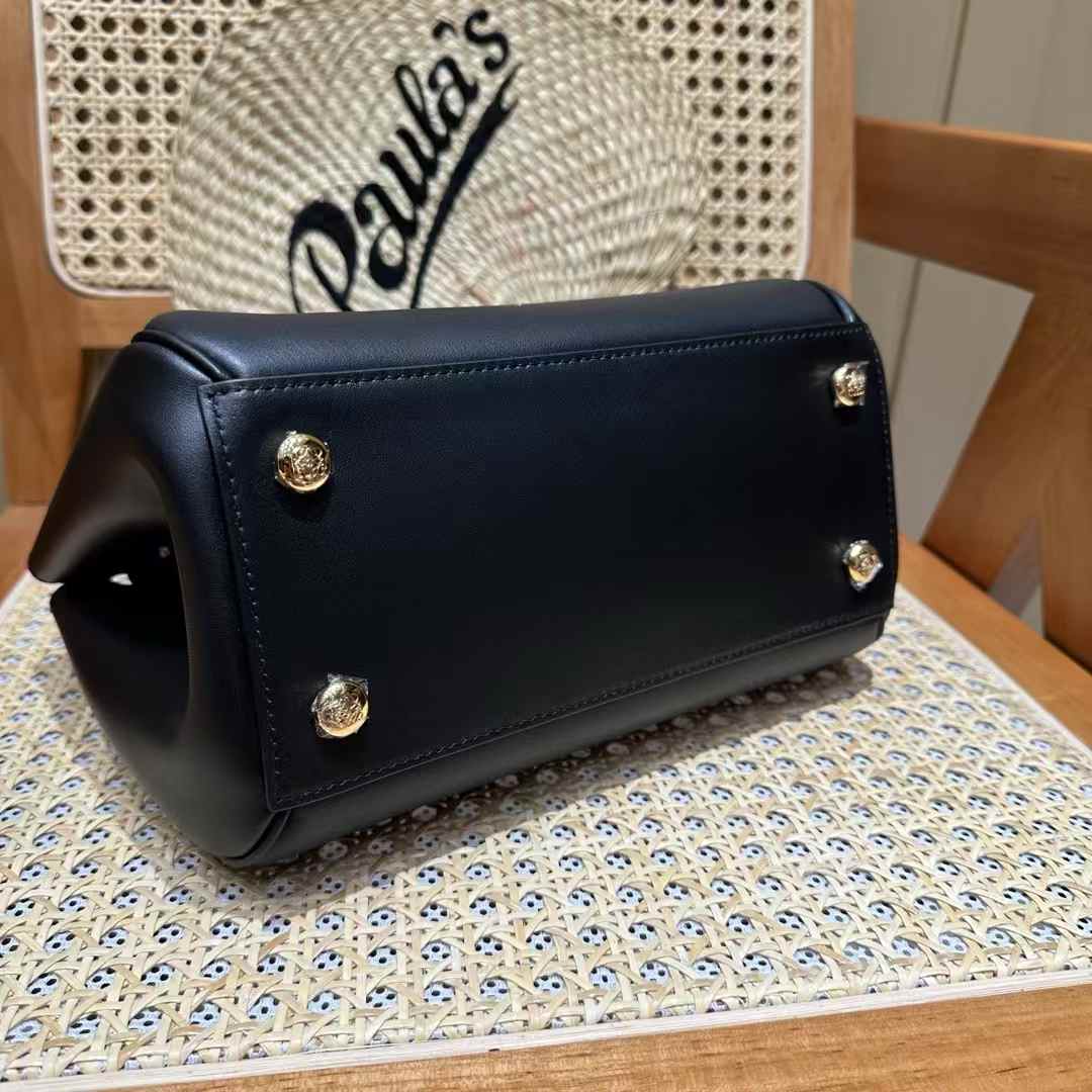 Loewe edium Madrid bag in supple calfskin view 4