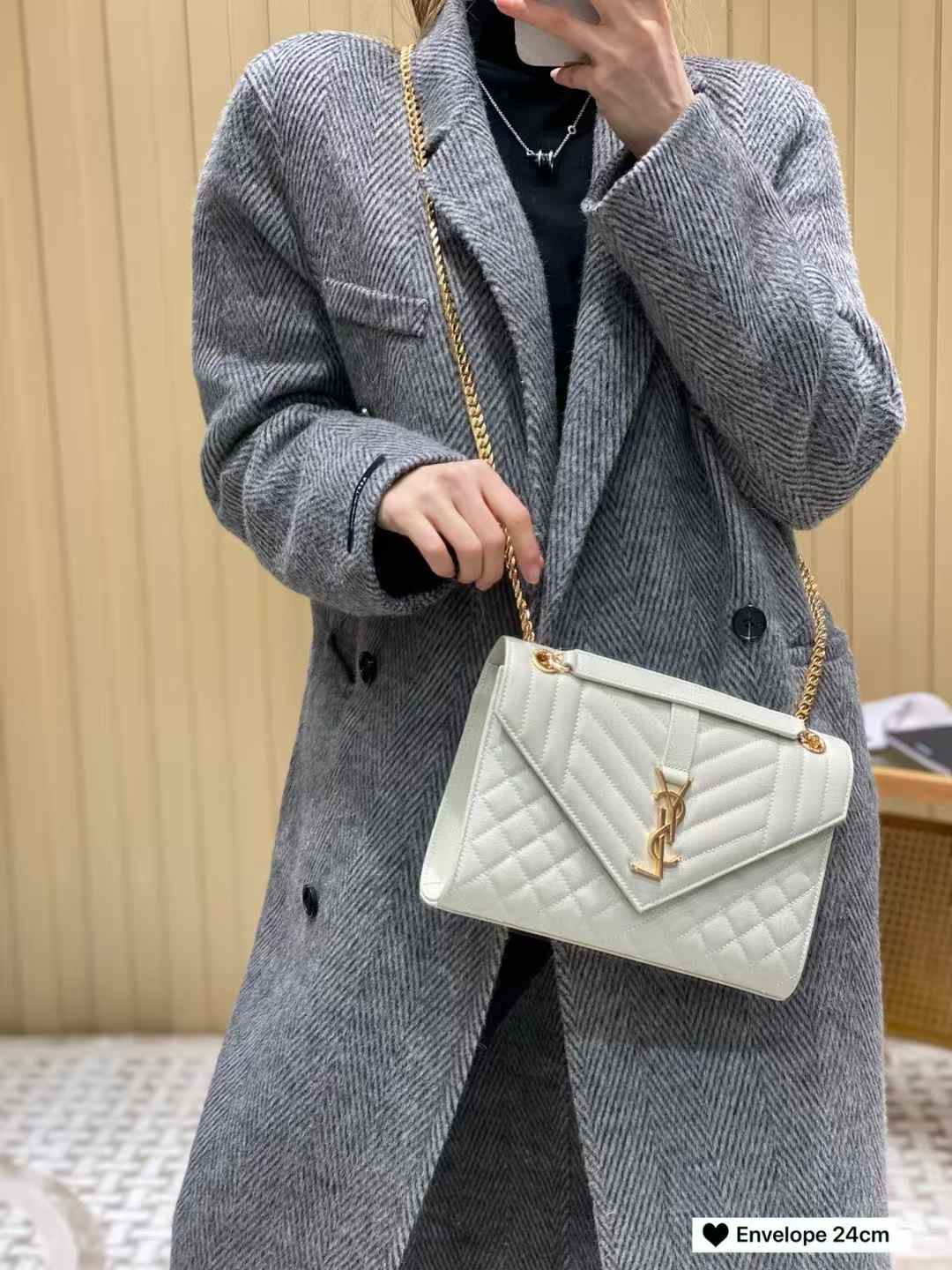 Saint Laurent envelope medium in quilted grain de poudre embossed leather view 9