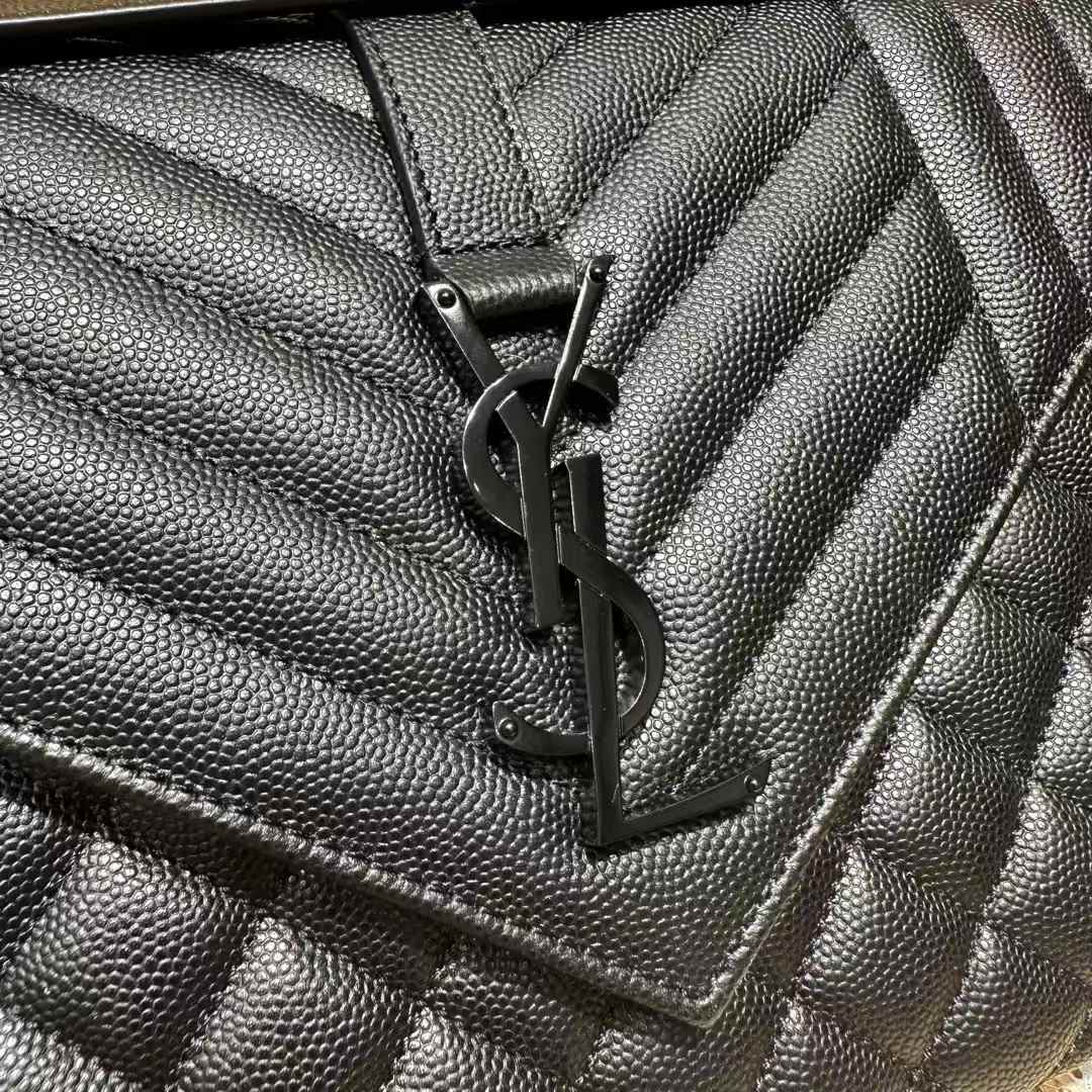 Saint Laurent envelope medium in quilted grain de poudre embossed leather view 4
