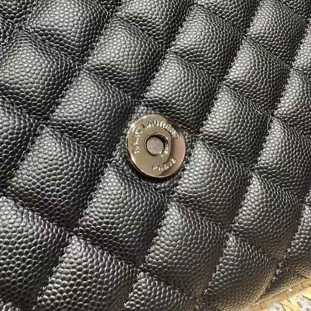 Saint Laurent envelope medium in quilted grain de poudre embossed leather view 5