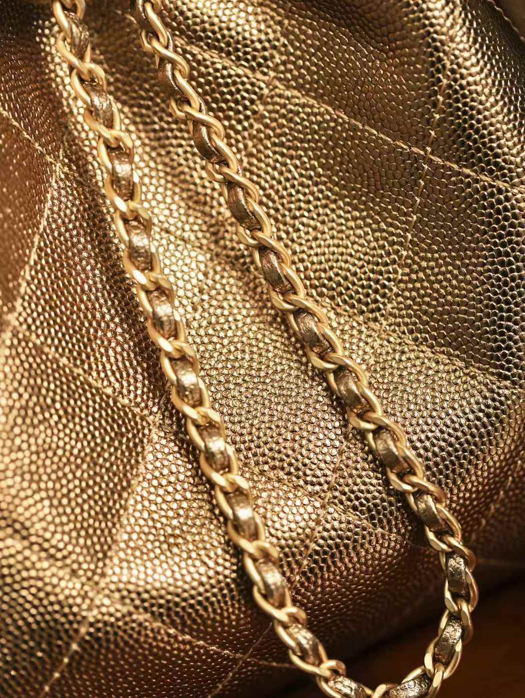 Chanel 25 Small Handbag view 4