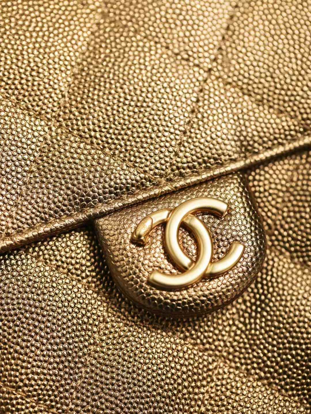 Chanel 25 Small Handbag view 5