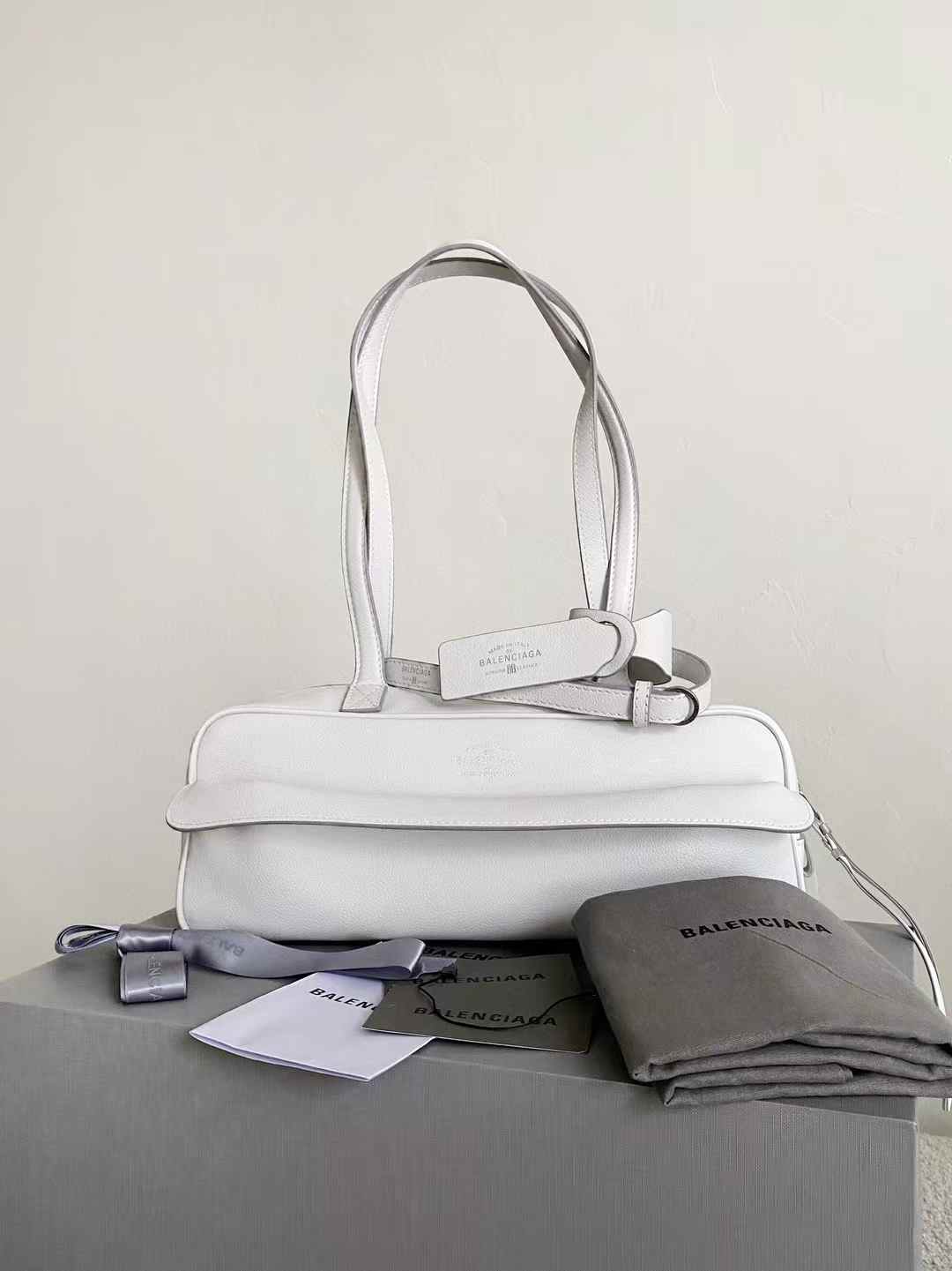 Balenciaga Women’s Carrie Bowling Bag Small in White view 1