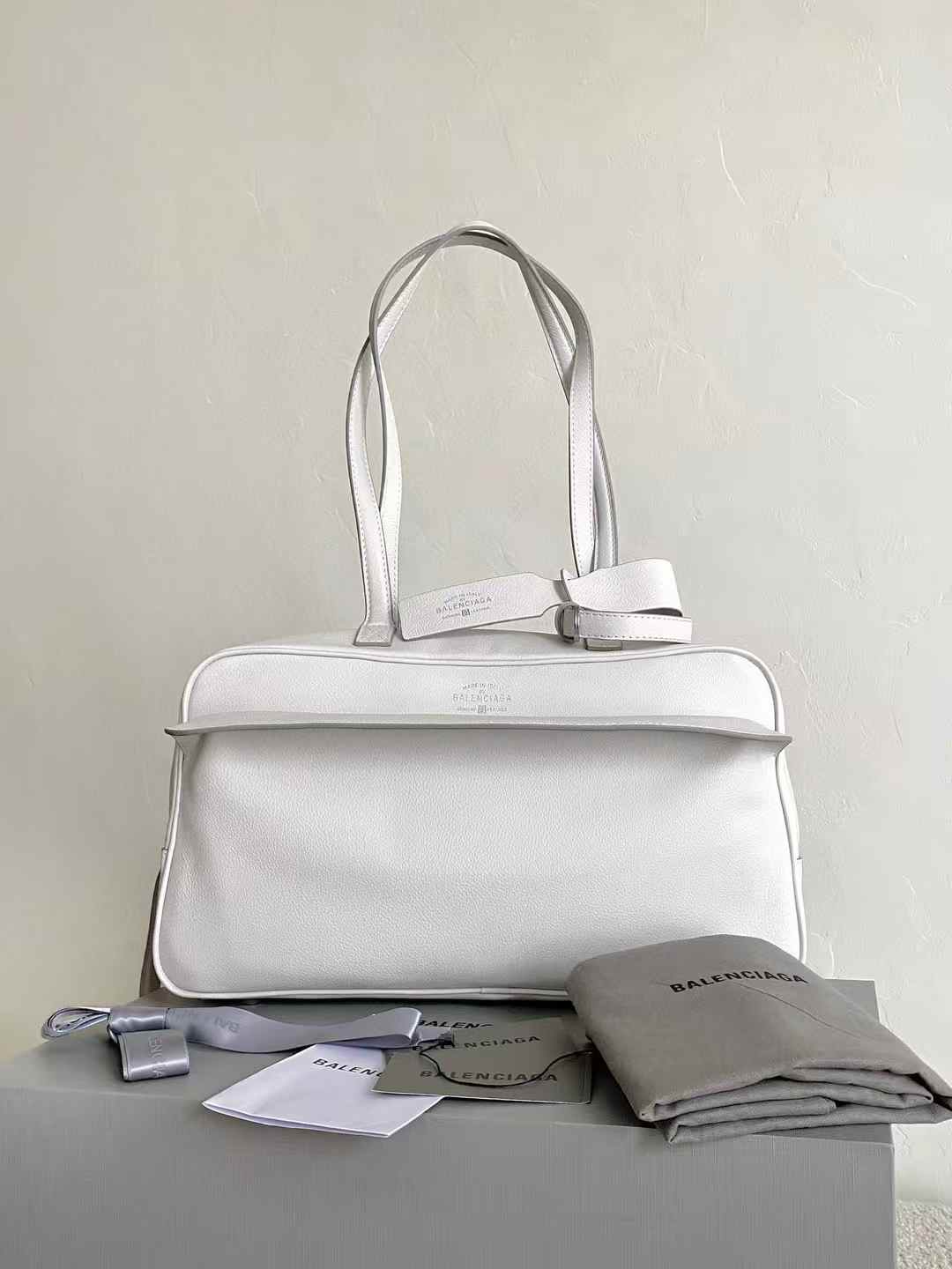 Balenciaga Women’s Carrie Bowling Bag in White view 1