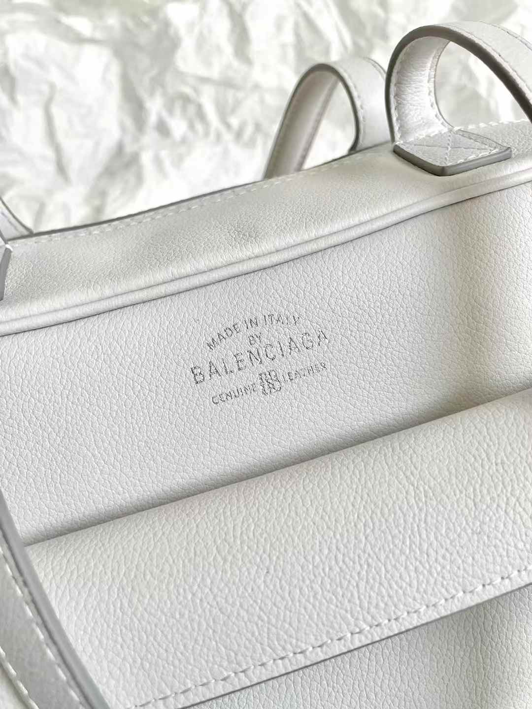 Balenciaga Women’s Carrie Bowling Bag in White view 3