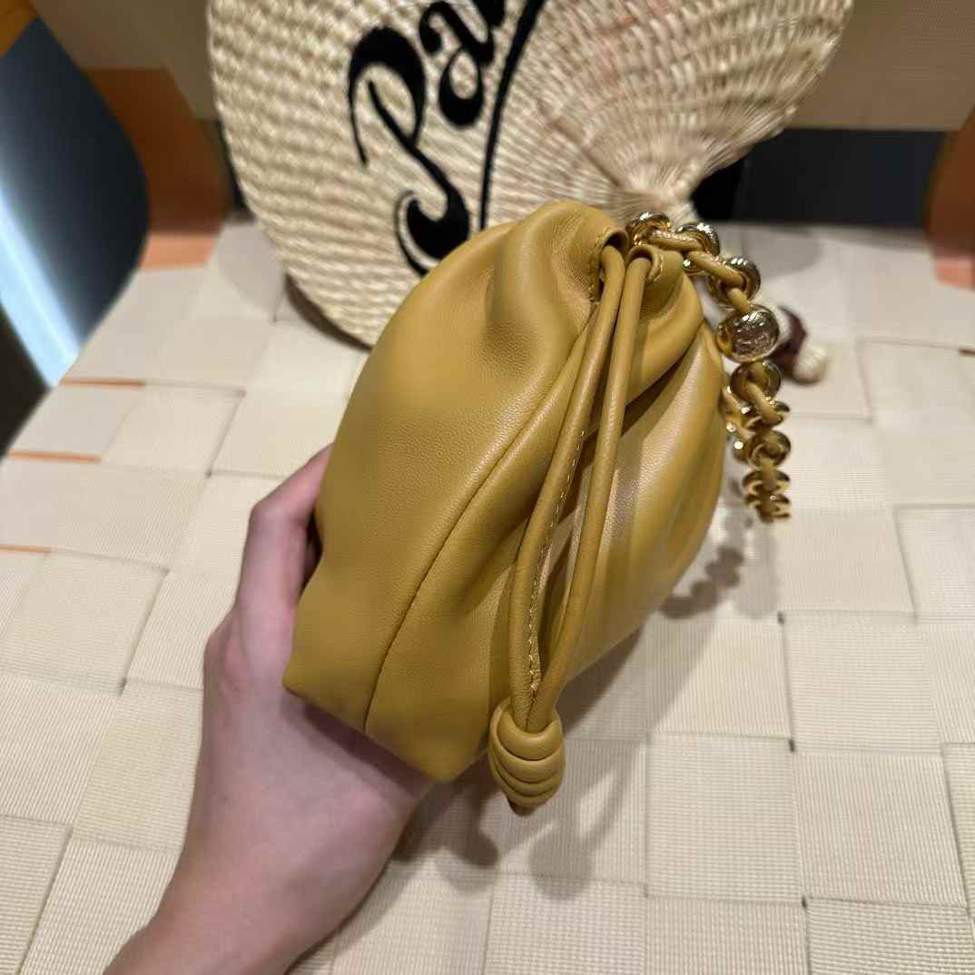 Loewe Mini Flamenco purse in mellow nappa lambskin view 2