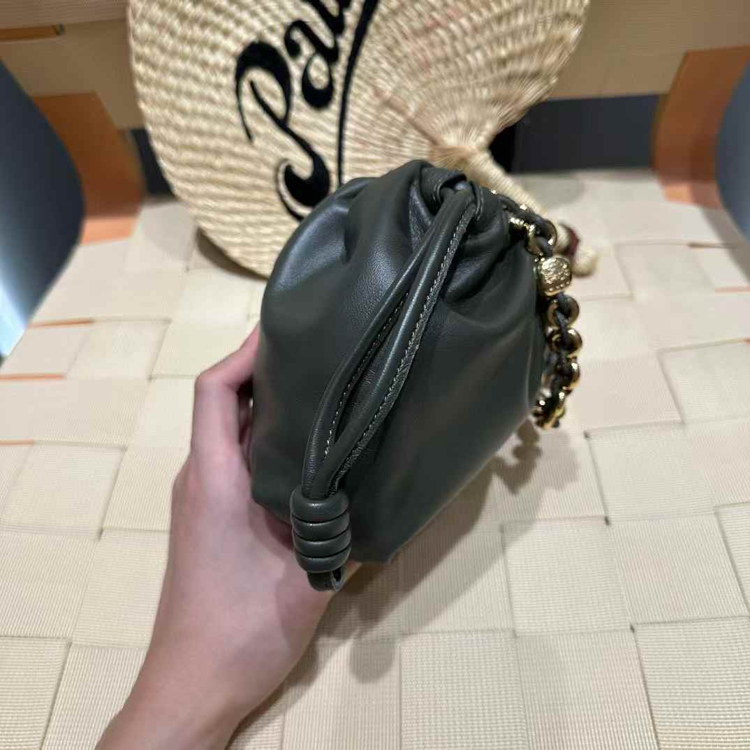 Loewe Mini Flamenco purse in mellow nappa lambskin view 2