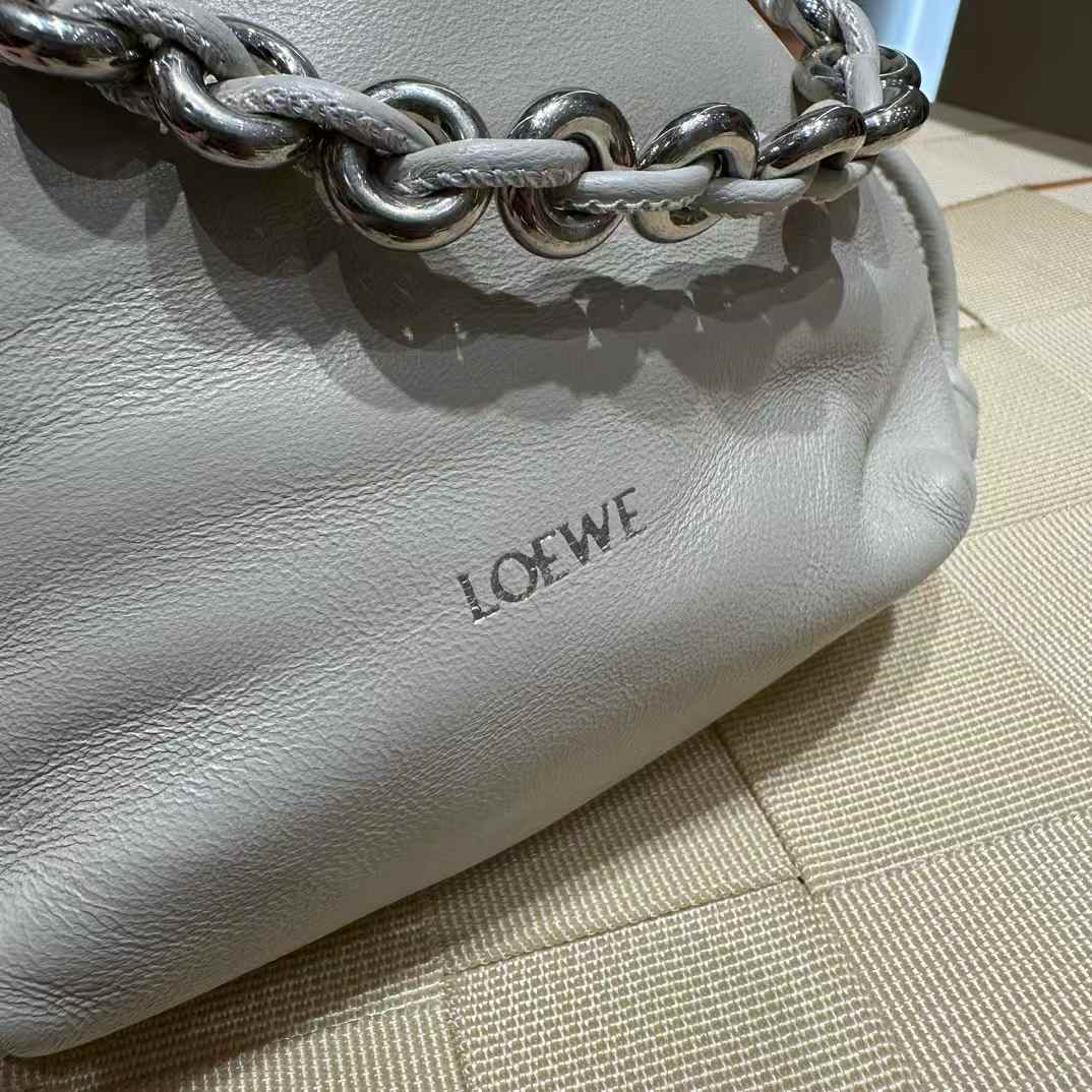 Loewe Mini Flamenco purse in mellow nappa lambskin view 4