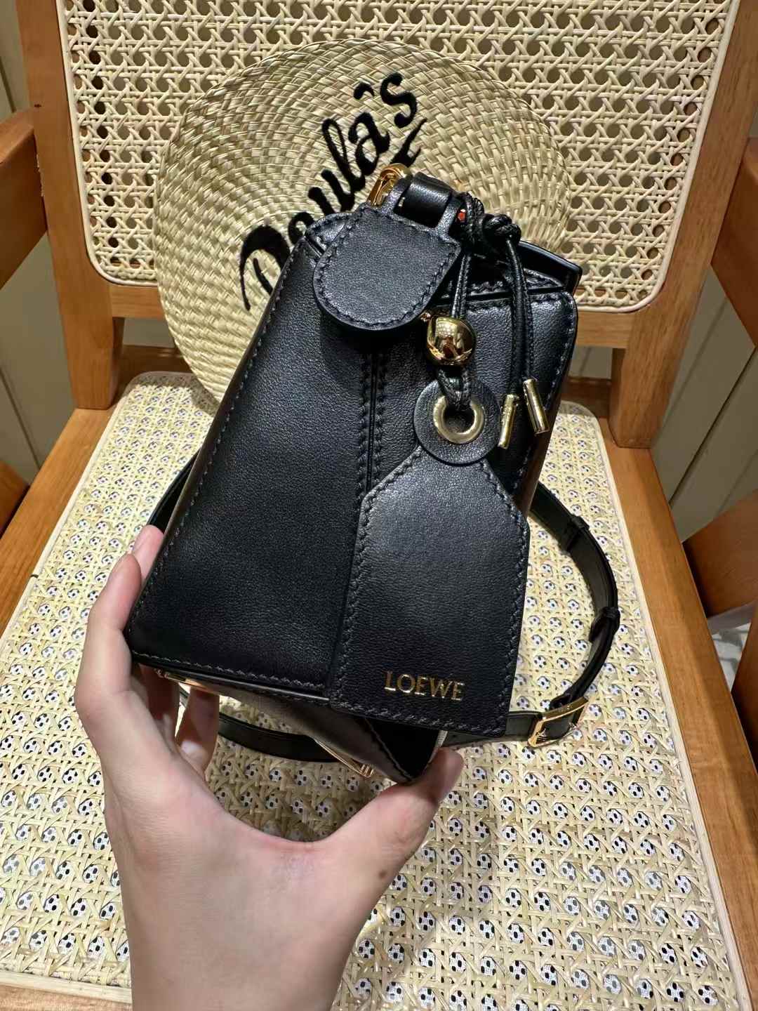 Loewe Featherlight Puzzle bag in nappa lambskin view 2