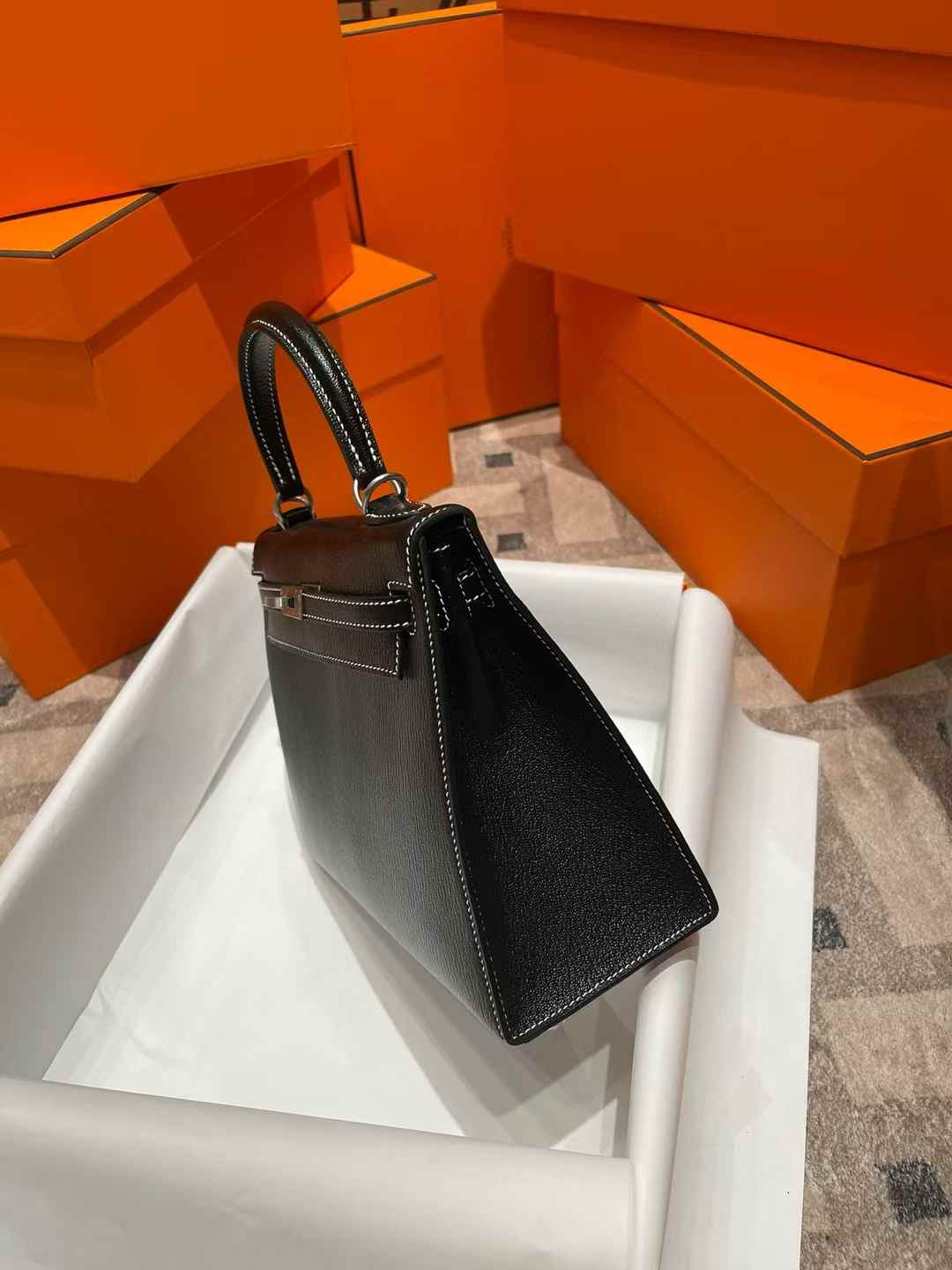 Hermès KELLY25 Goat skin view 4