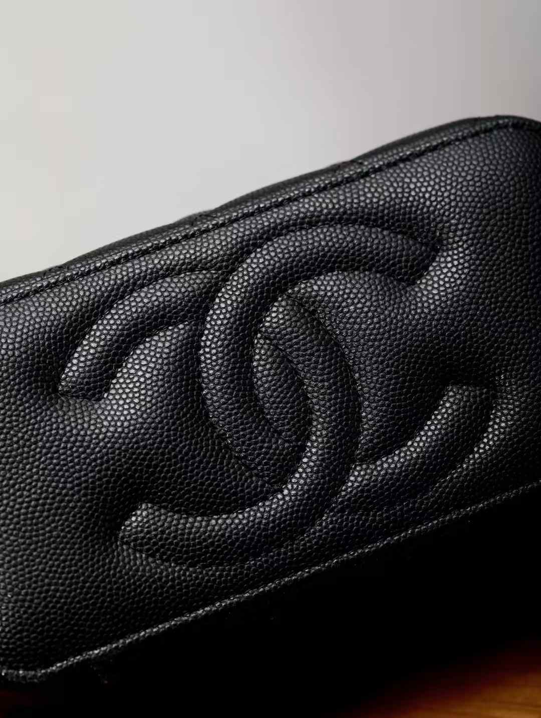 Chanel Chain makeup bag view 7