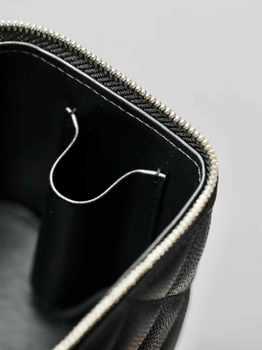 Chanel Chain makeup bag view 8