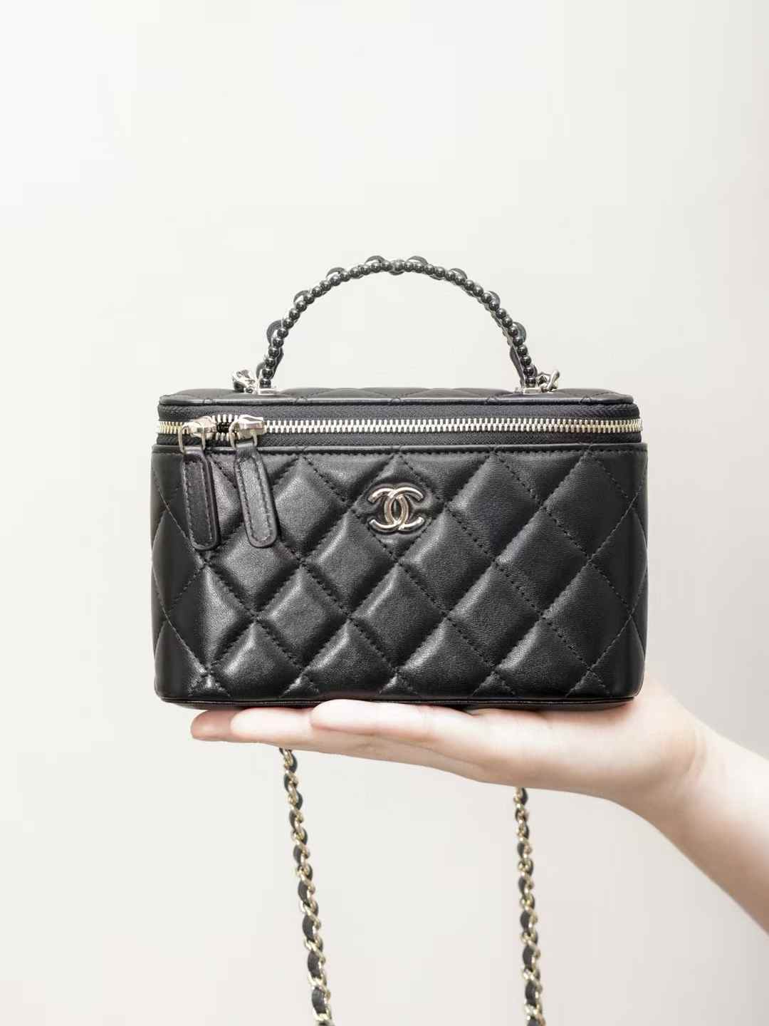 Chanel Chain makeup bag view 1