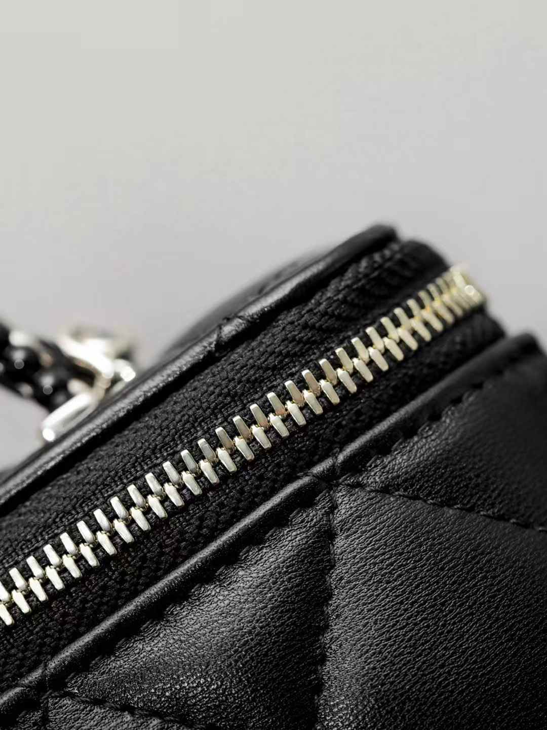 Chanel Chain makeup bag view 4