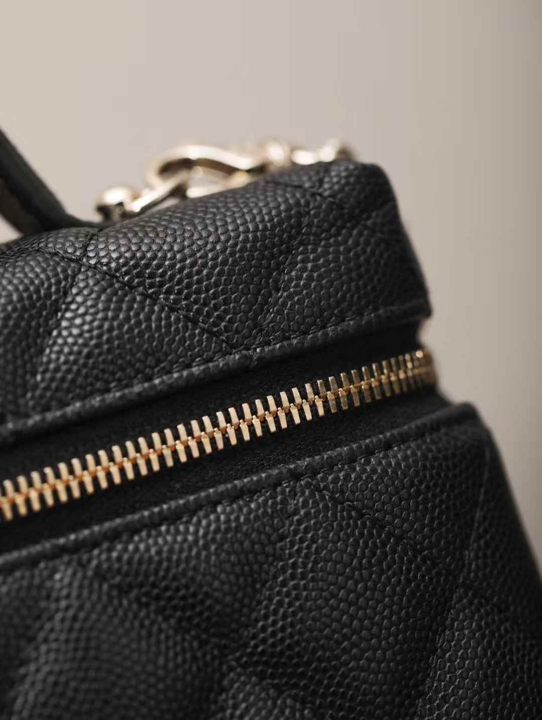 Chanel Clutch with Chain view 7