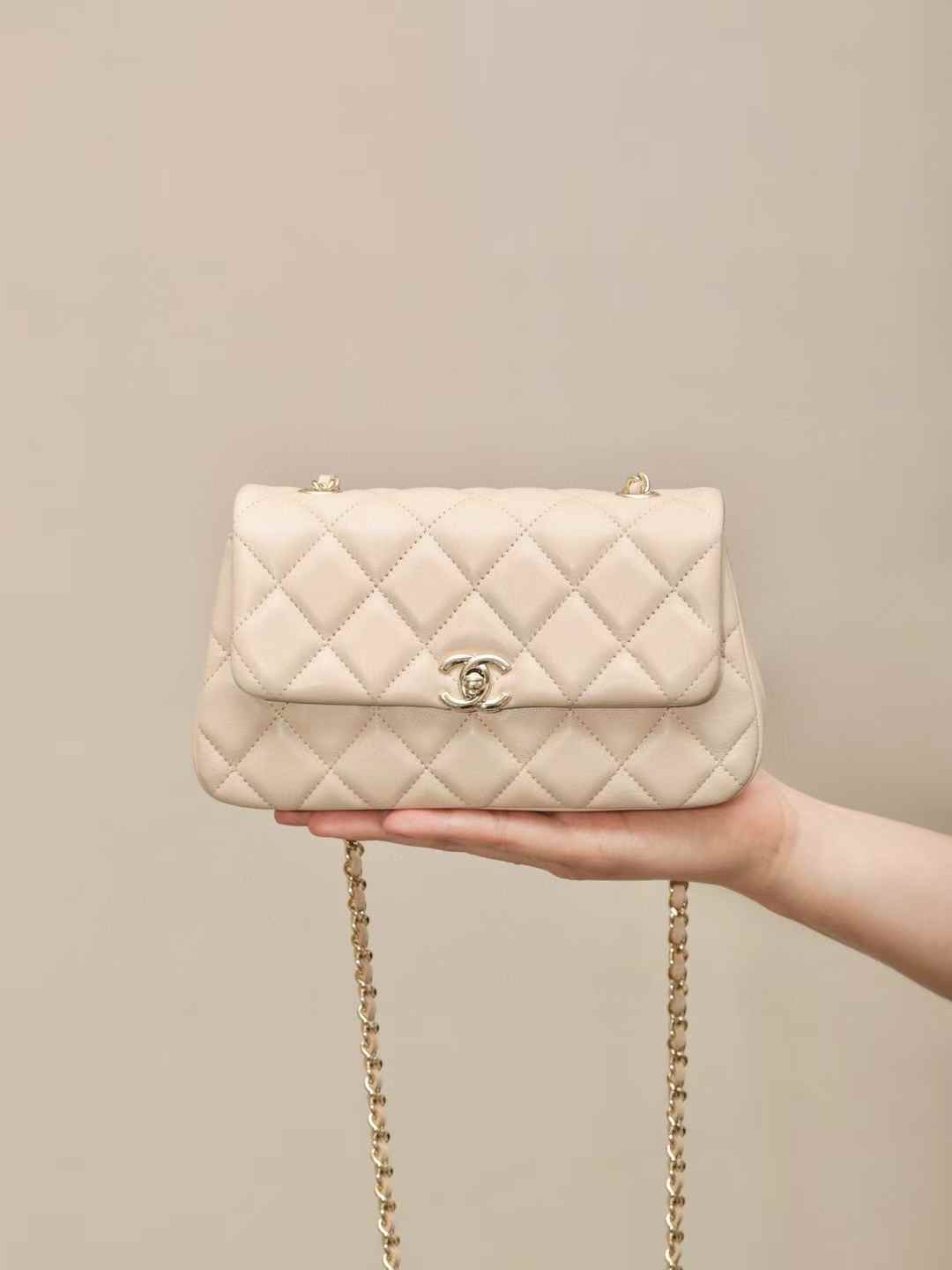 Chanel Flap Phone Holder With Chain view 1