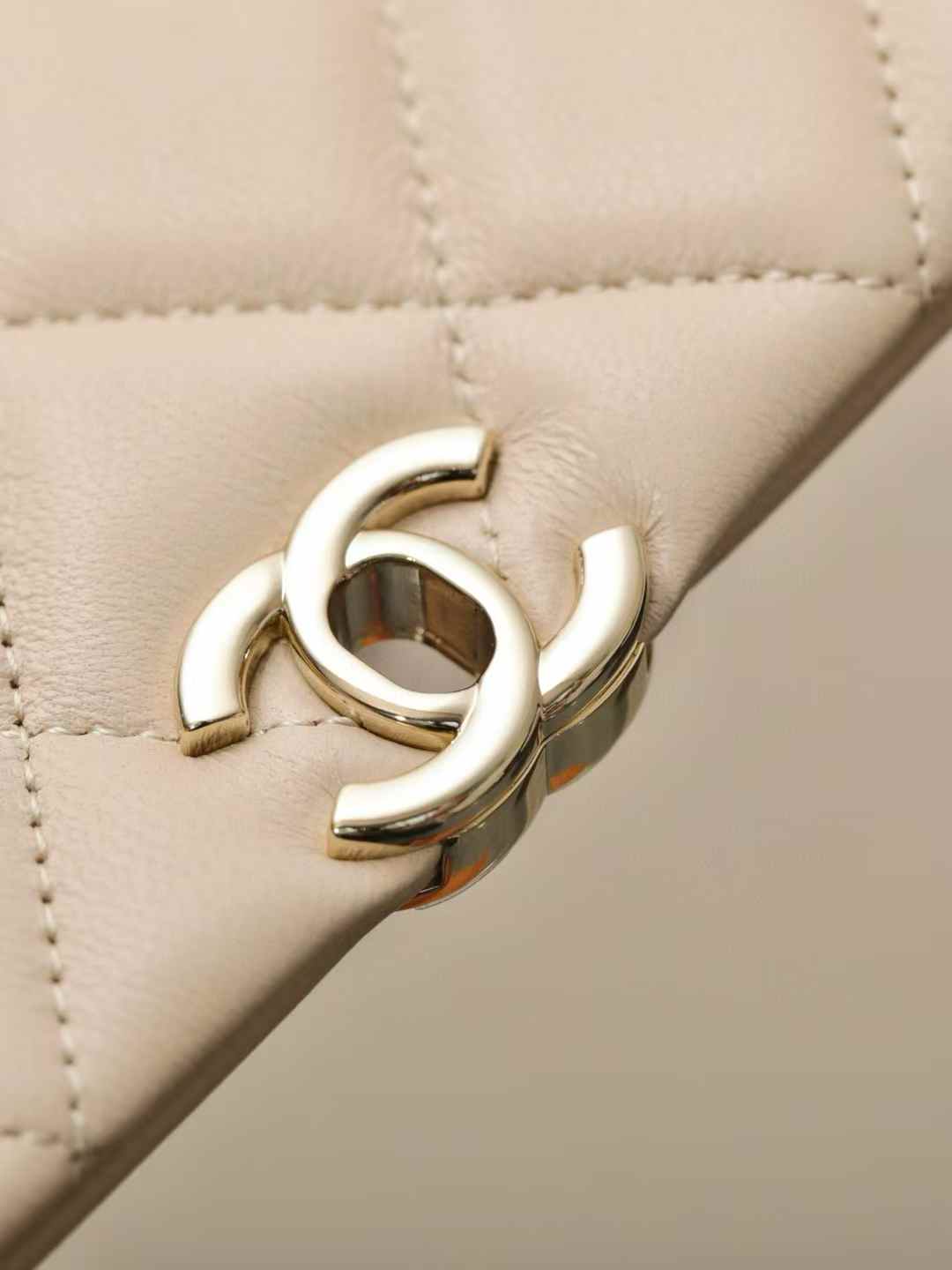 Chanel Flap Phone Holder With Chain view 8