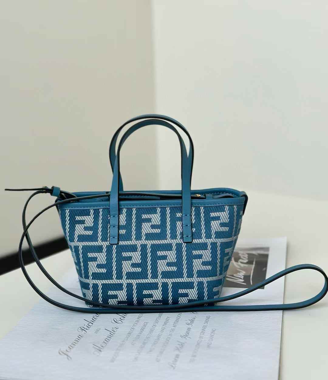 Fendi Roll Mini view 1