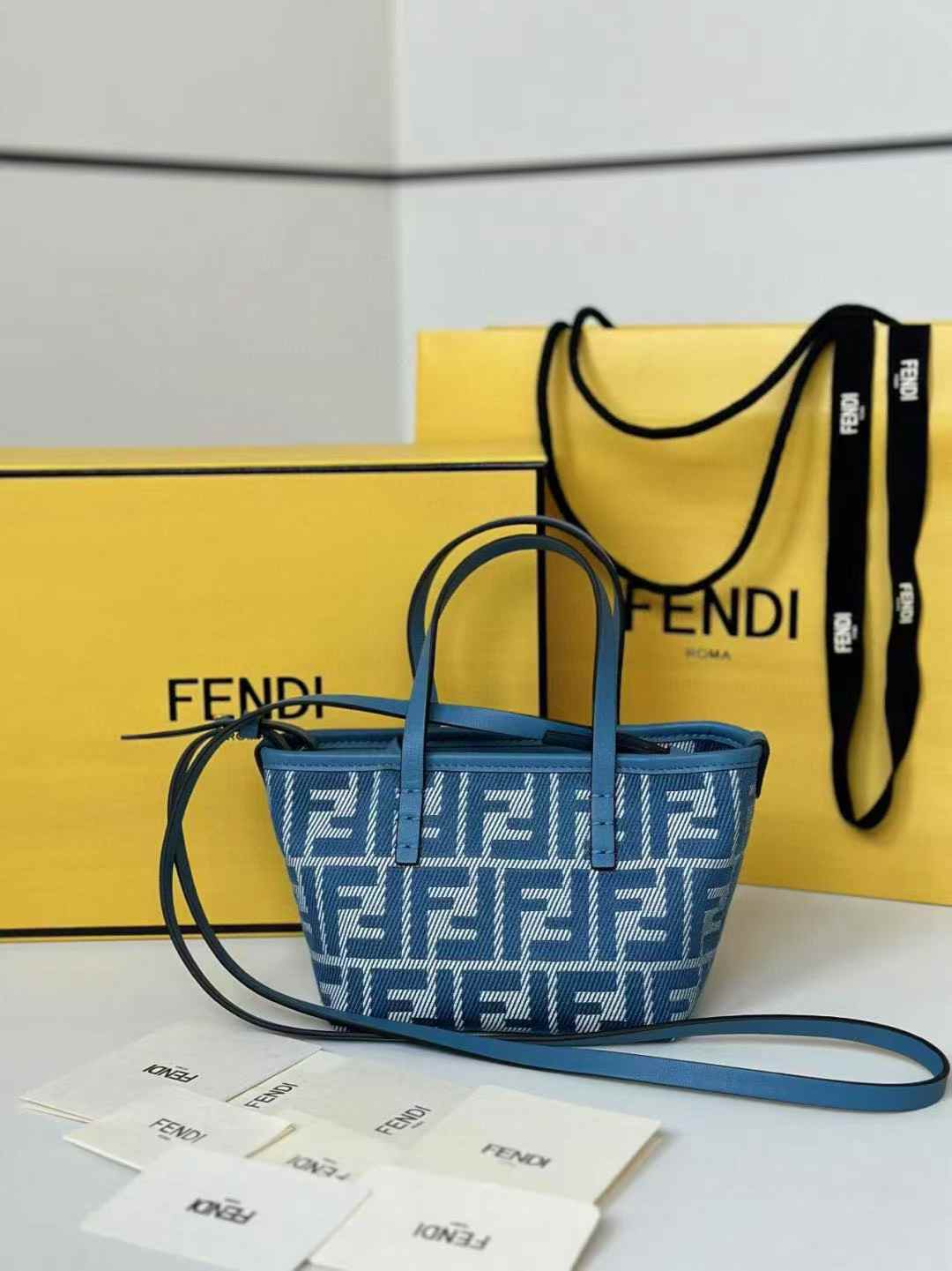 Fendi Roll Mini view 2