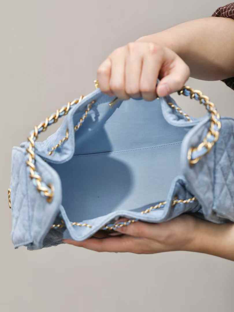 Chanel 25 Handbag view 3