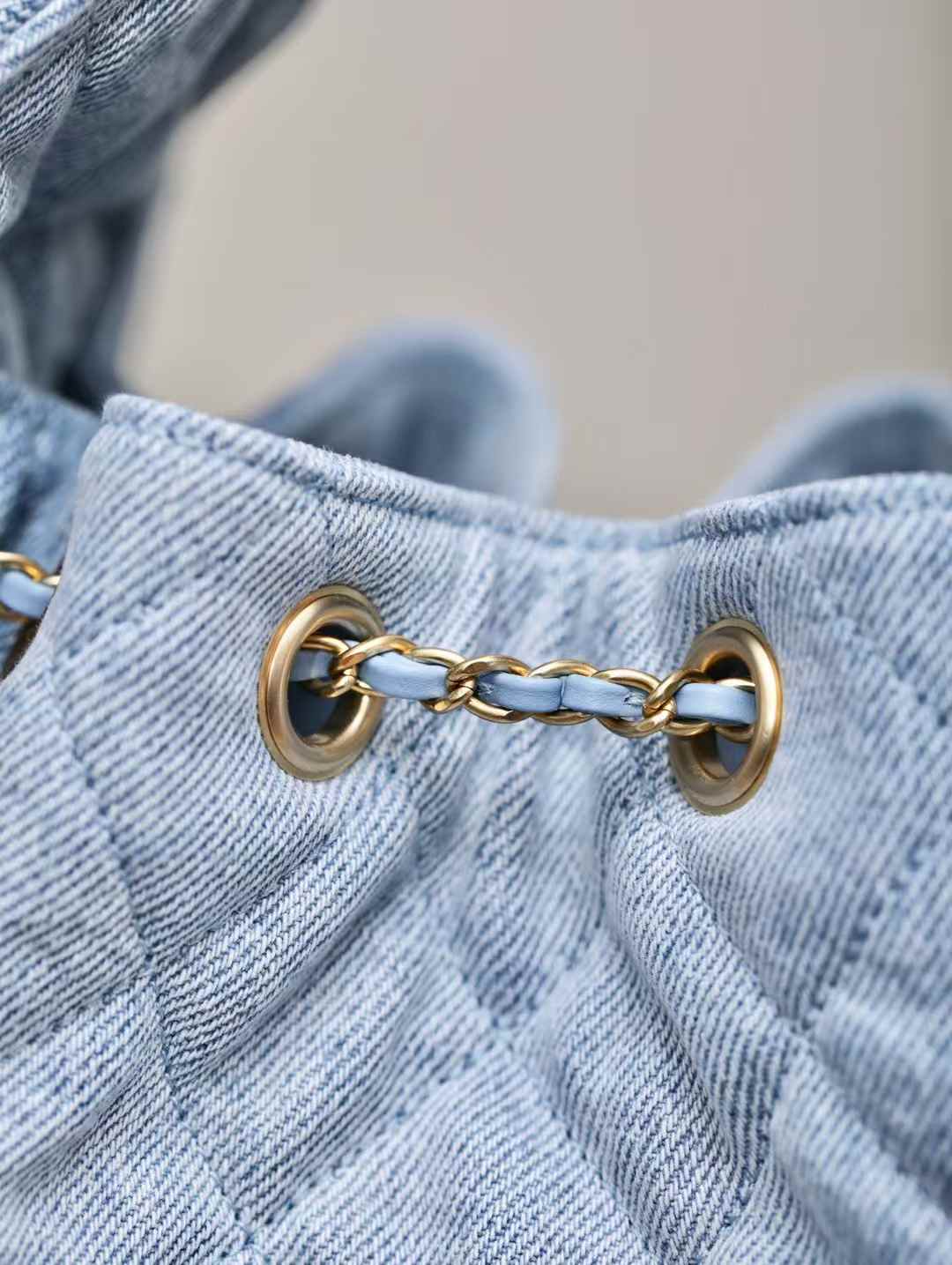 Chanel 25 Handbag view 8