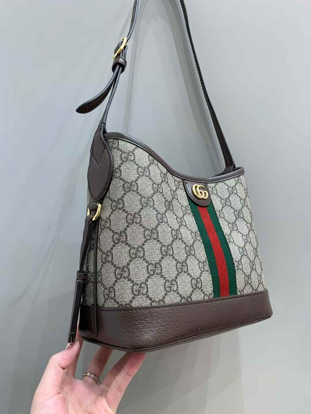 Gucci Ophidia small shoulder bag view 3